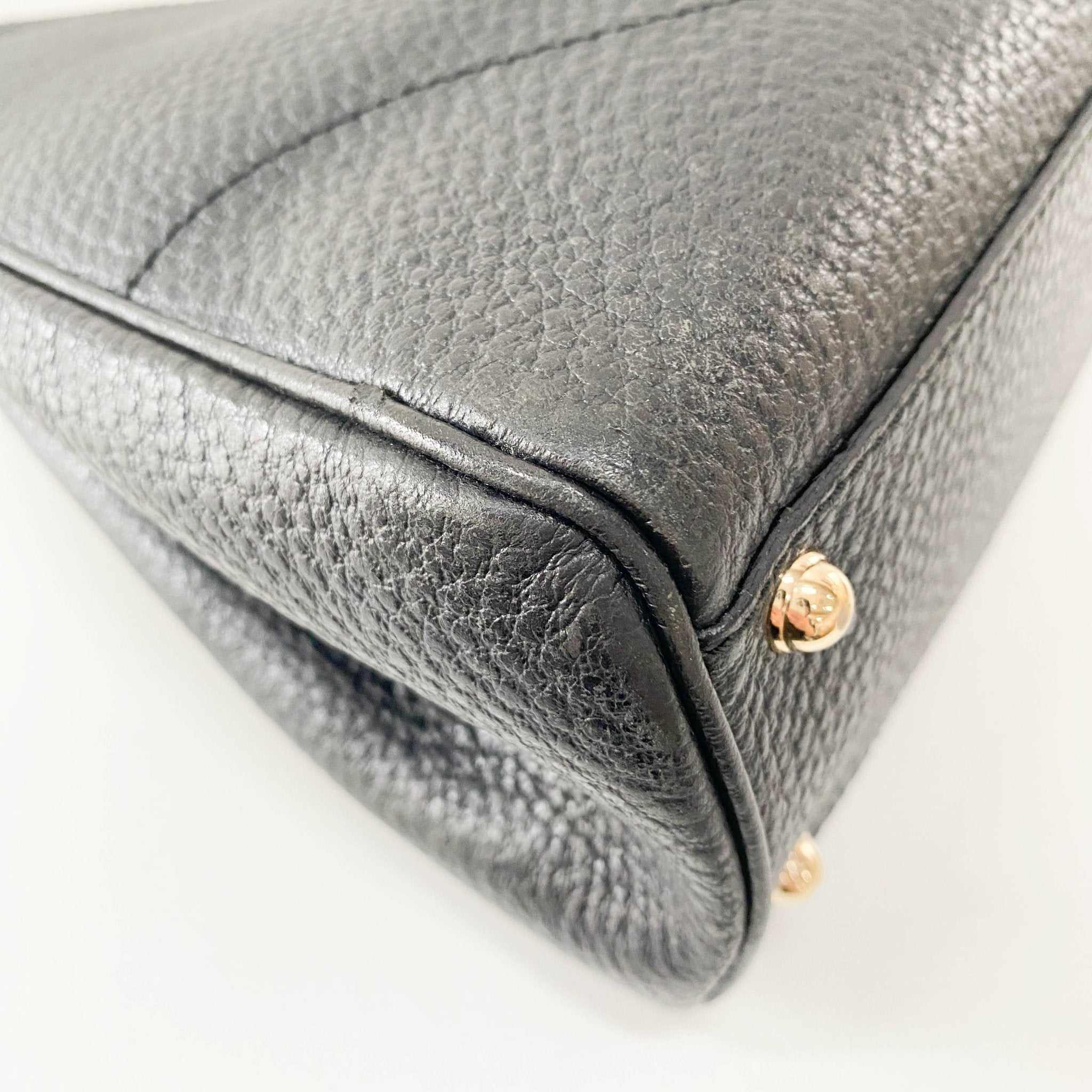 GUCCI Jackie Black Leather Shoulder Bag, in , Sold by HIVE PRELOVED - Shoulder Bags, ,