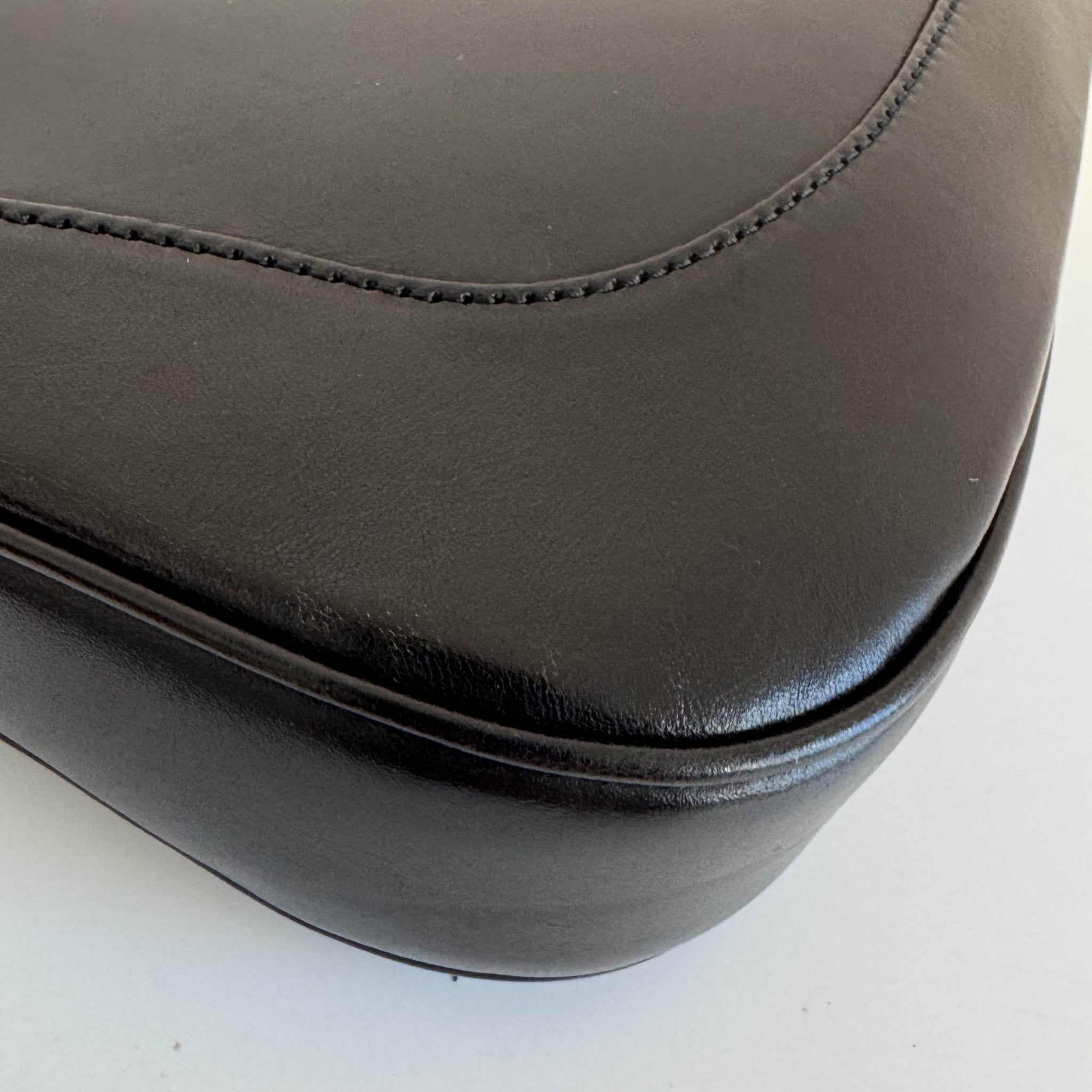 GUCCI Jackie Black Leather Shoulder Bag, in , Sold by HIVE PRELOVED - Shoulder Bags, ,