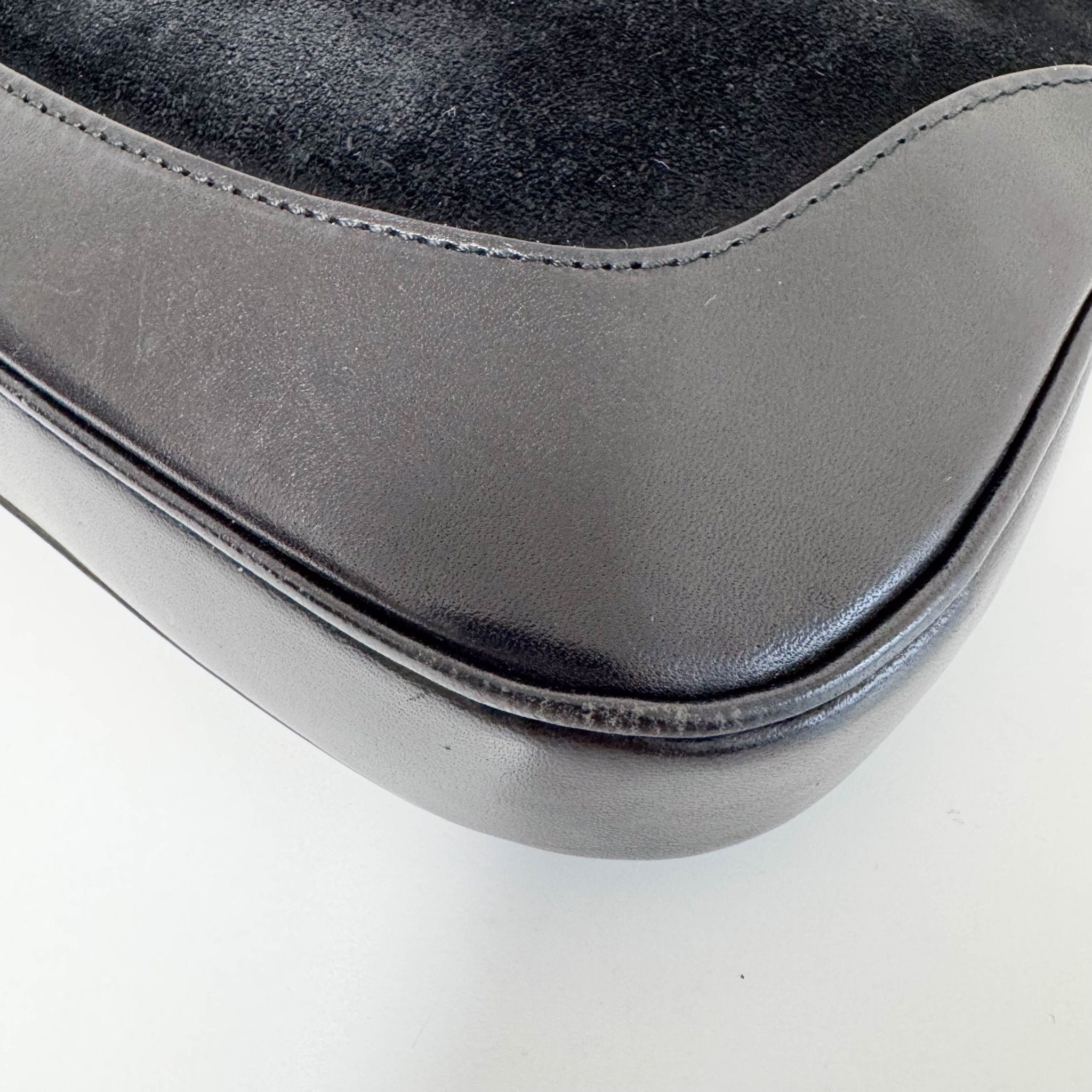 GUCCI Jackie Black Suede Sherry Shoulder Bag, in , Sold by HIVE PRELOVED - Shoulder Bags, ,