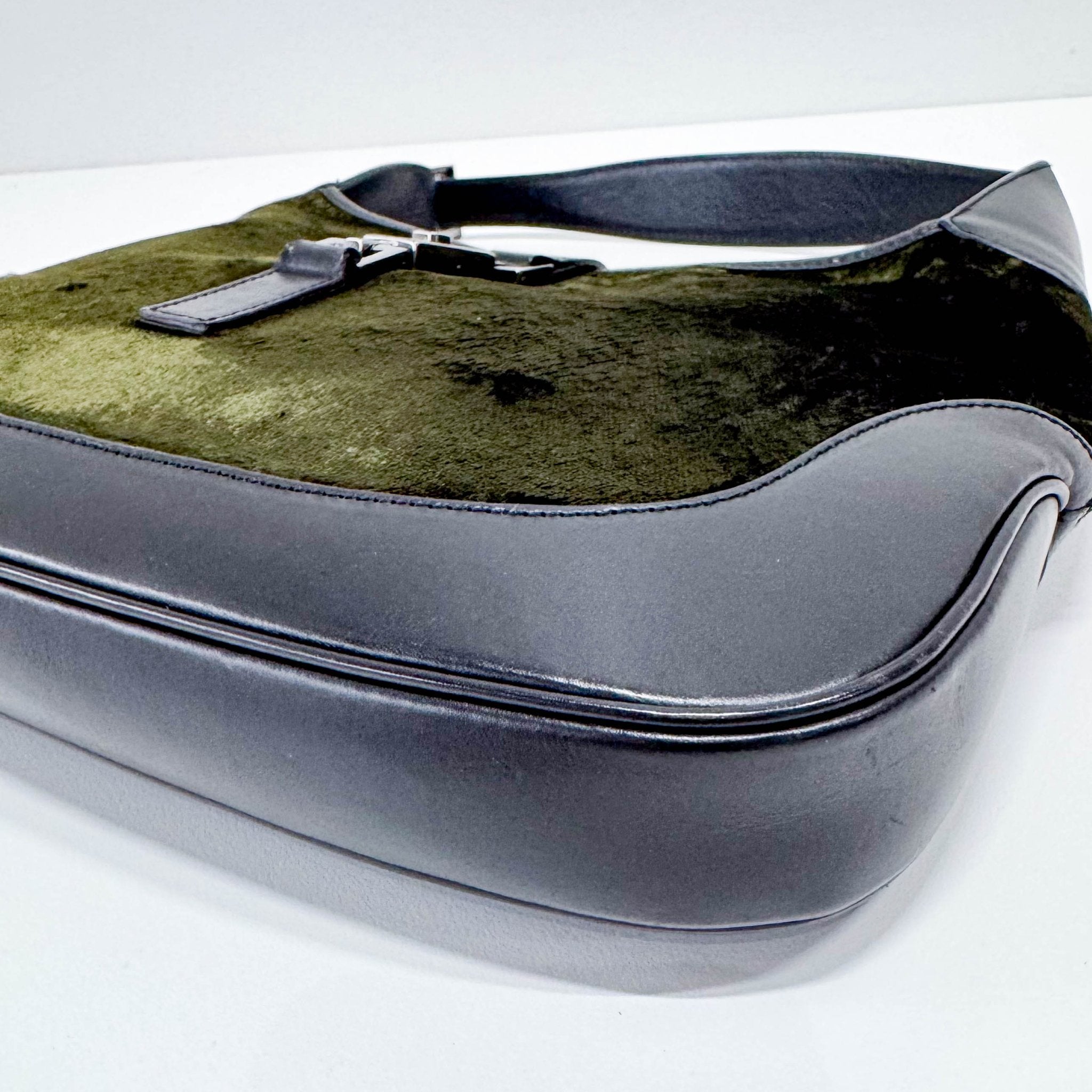 GUCCI Jackie Green Velvet and Black Leather Shoulder Bag, in , Sold by HIVE PRELOVED - Shoulder Bags, ,