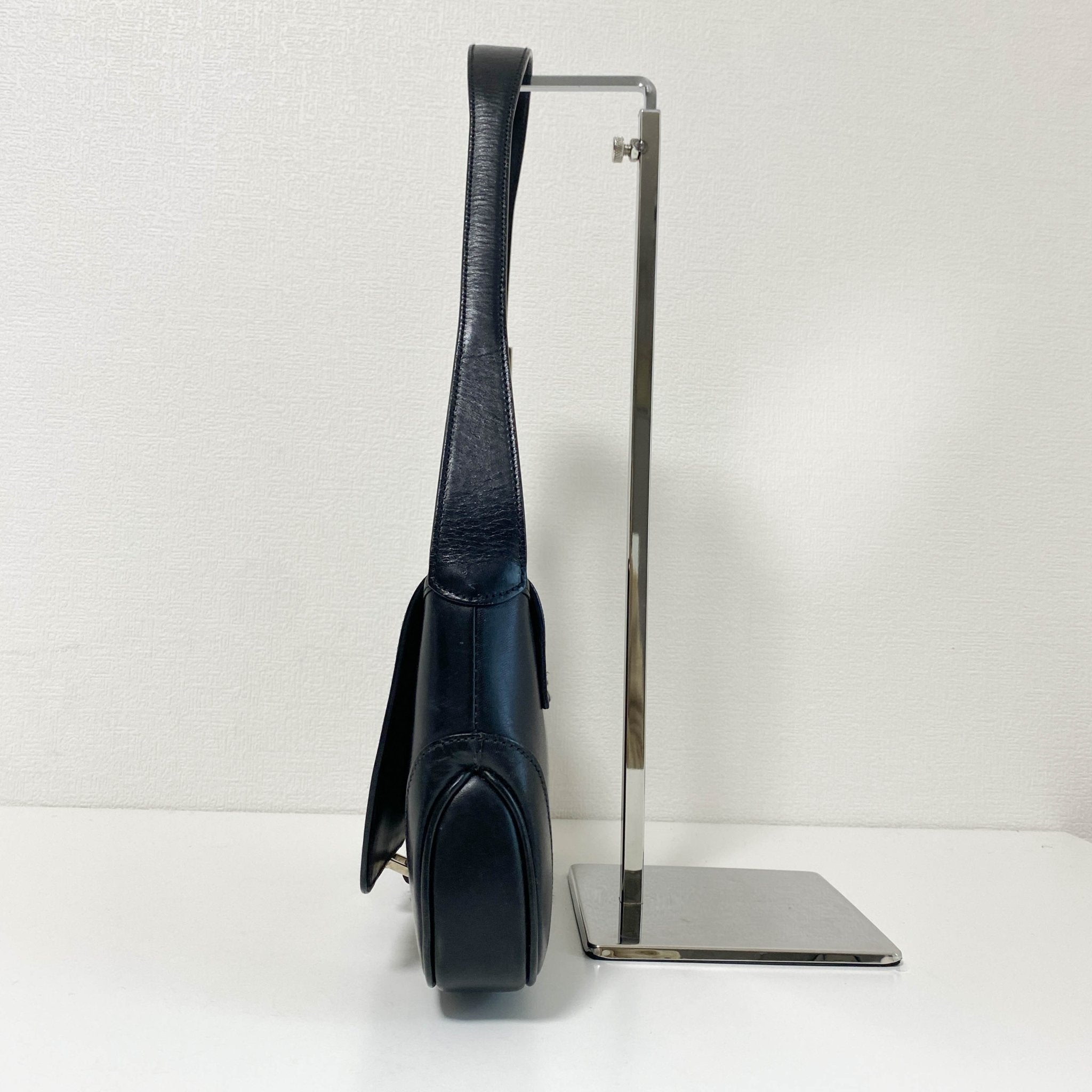 GUCCI Jackie Mini Black Leather Shoulder Bag, in , Sold by HIVE PRELOVED - Shoulder Bags, ,