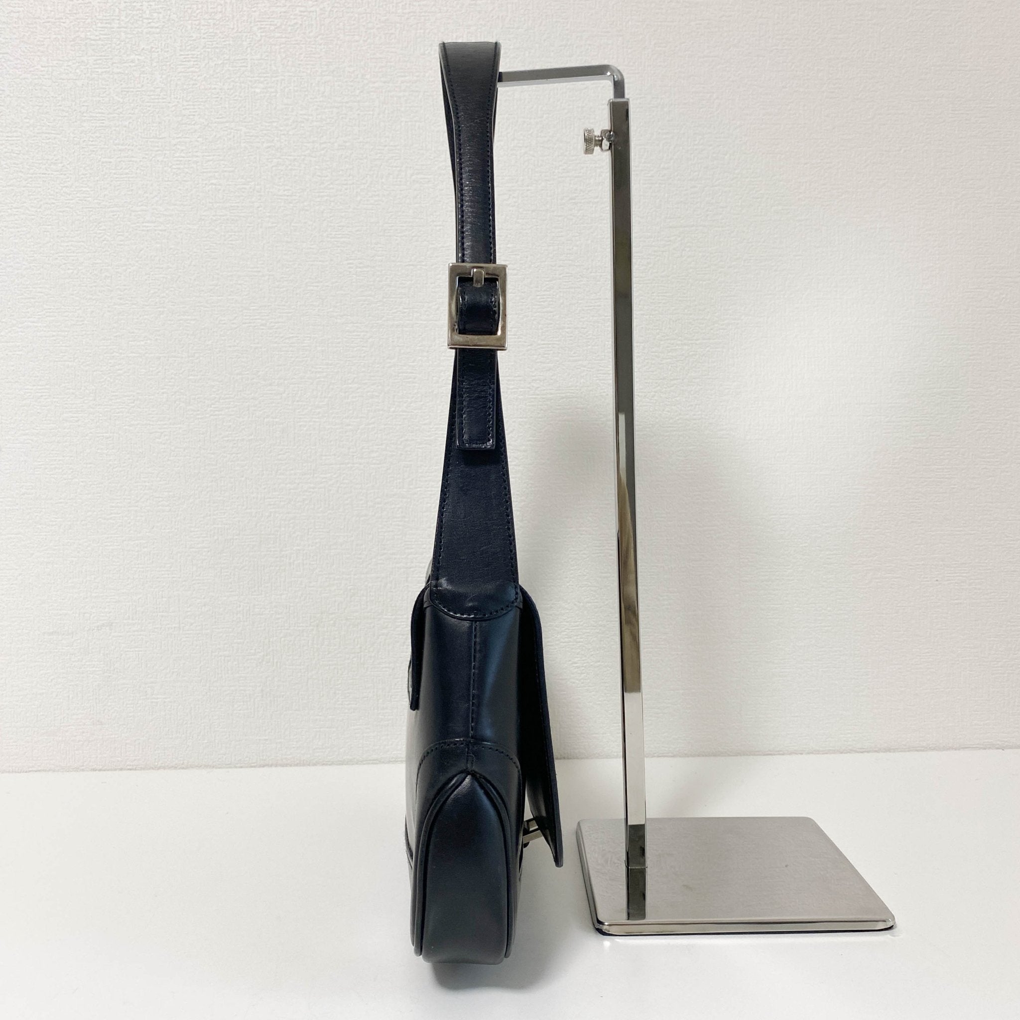 GUCCI Jackie Mini Black Leather Shoulder Bag, in , Sold by HIVE PRELOVED - Shoulder Bags, ,