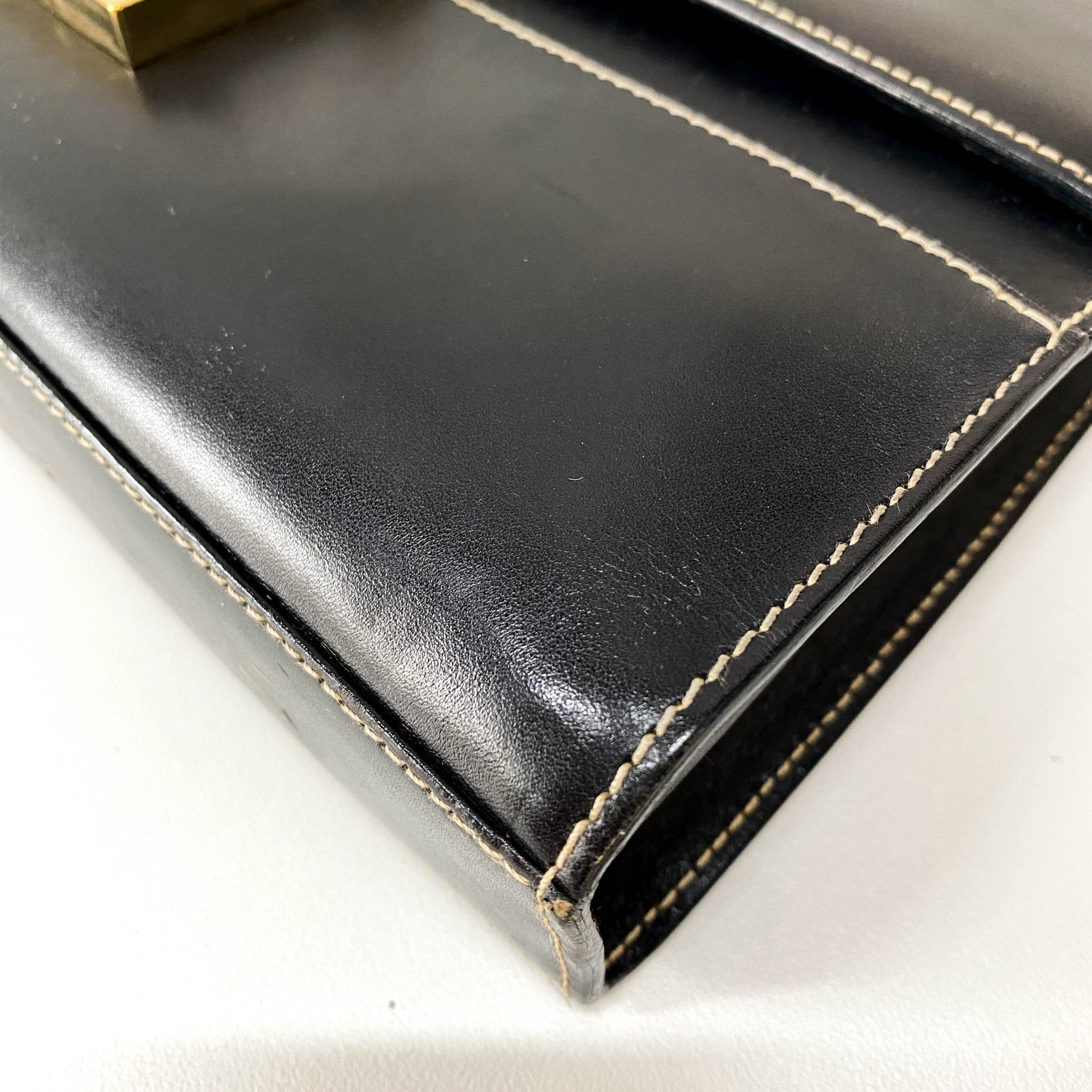 GUCCI Leather Black Shouder Bag, in , Sold by HIVE PRELOVED - Shoulder Bags, ,