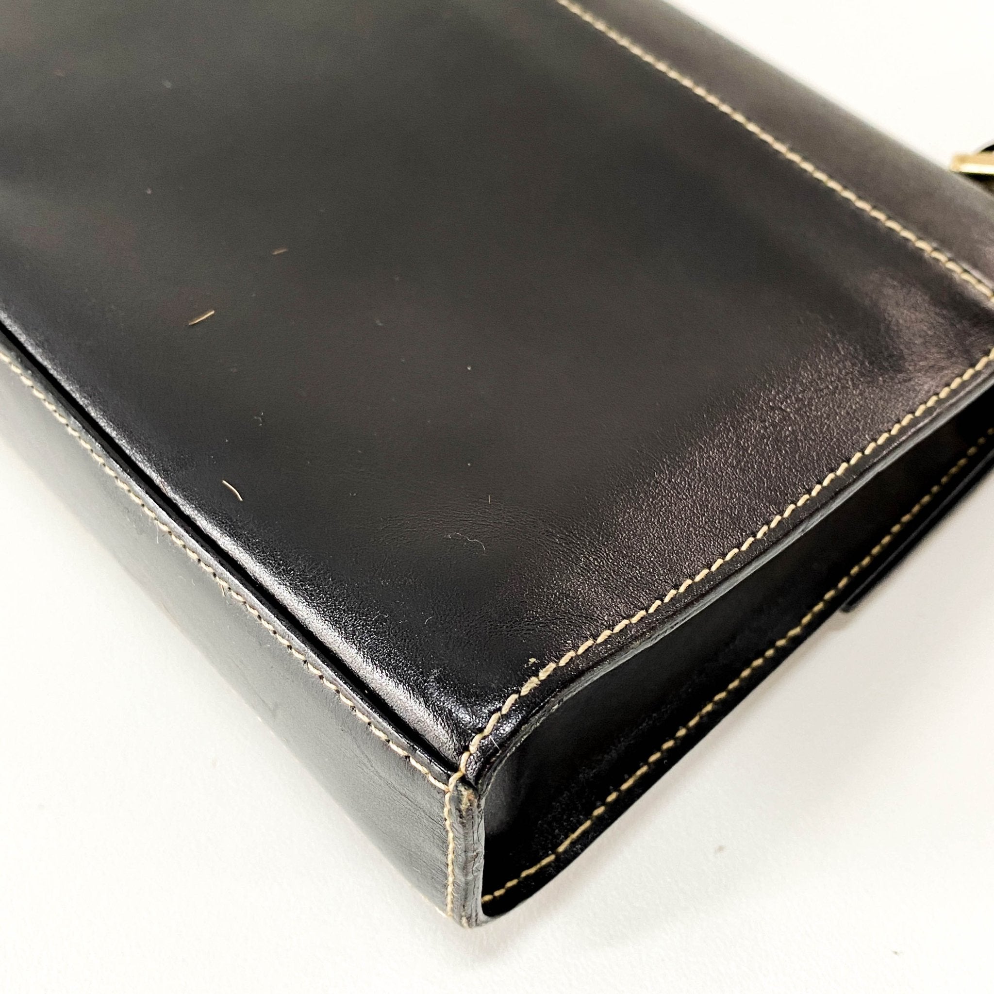 GUCCI Leather Black Shouder Bag, in , Sold by HIVE PRELOVED - Shoulder Bags, ,