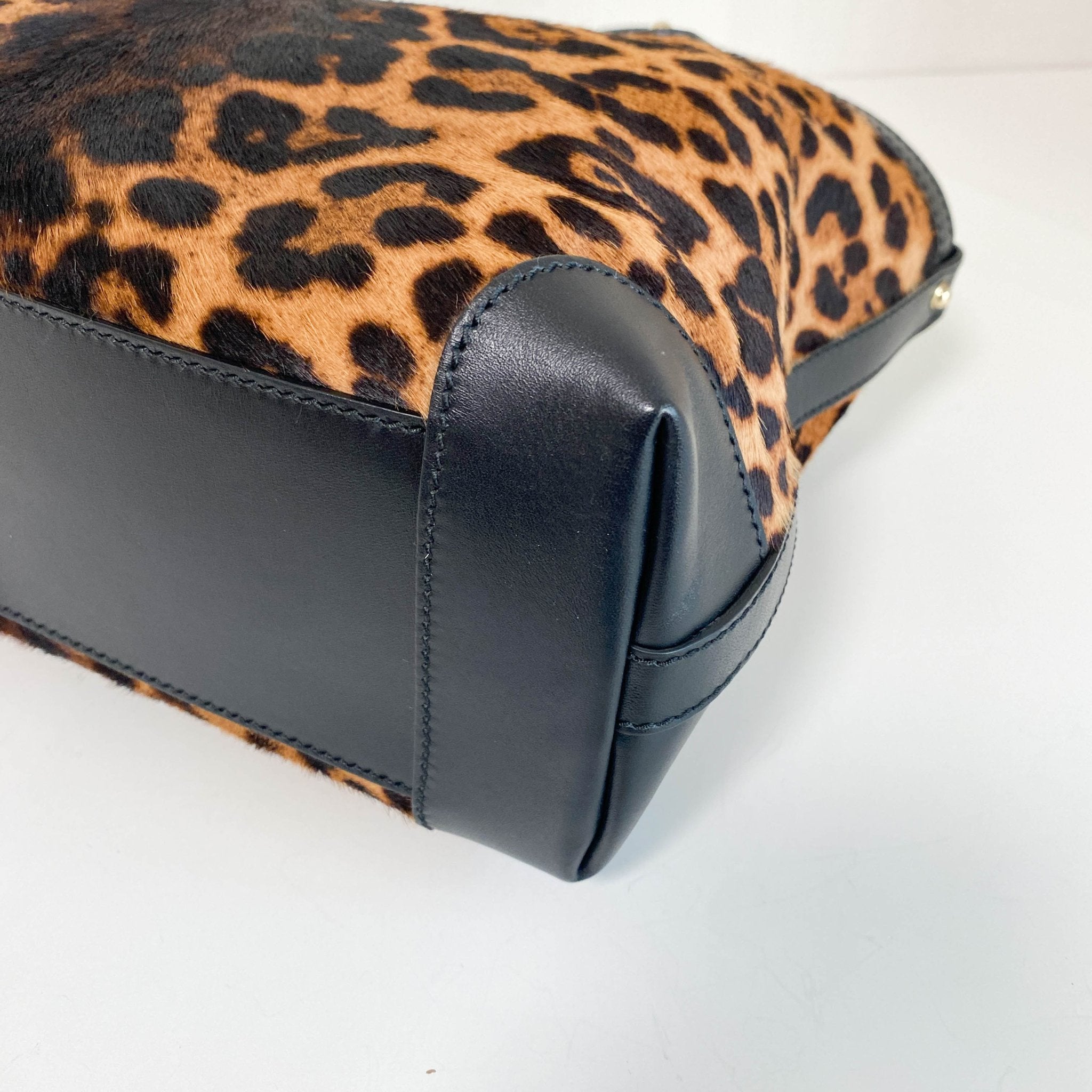 GUCCI Leather x Harako Tote Bag Leopard Print, in , Sold by HIVE PRELOVED - Handle Bags, Shoulder Bags,