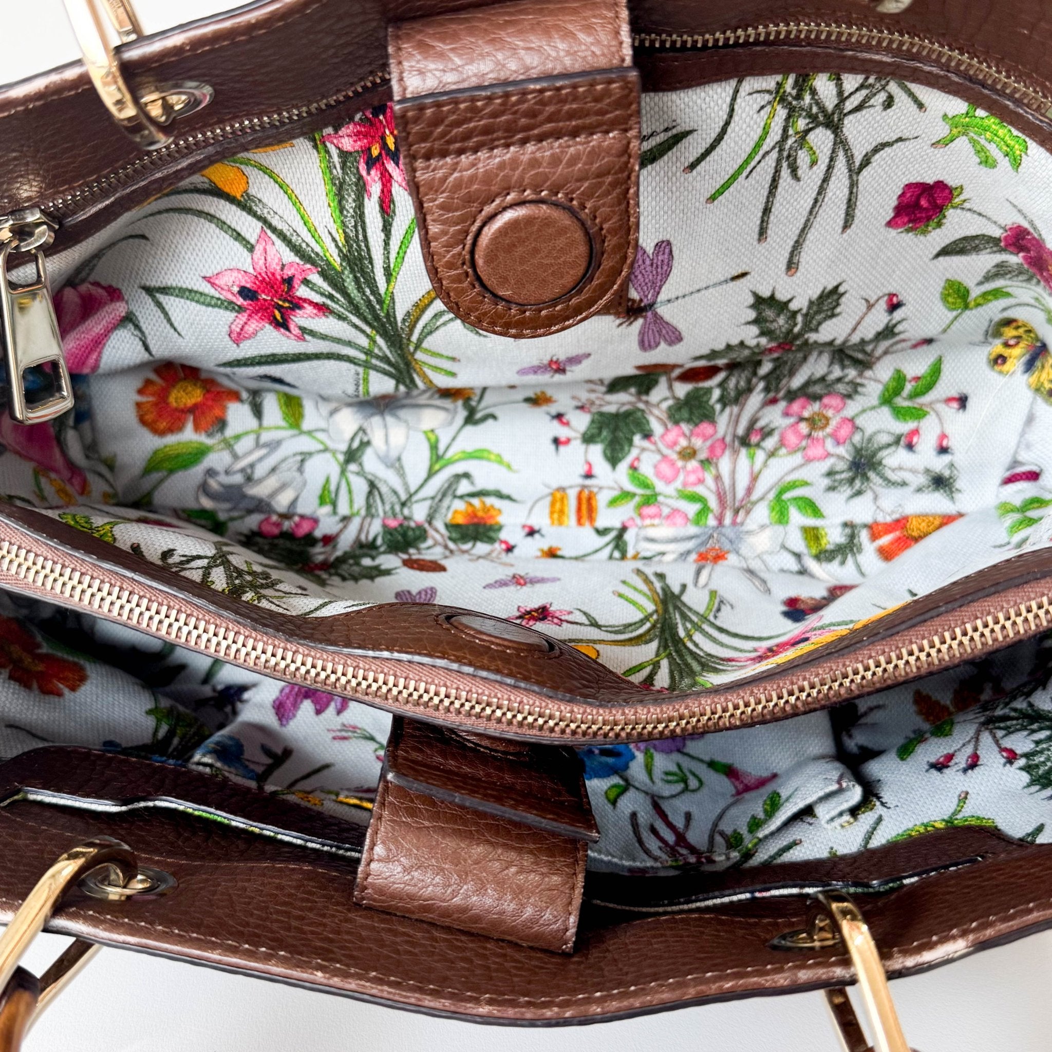 GUCCI Logo Bamboo Shopper Brown Leather Handbag, in , Sold by HIVE PRELOVED - Handle Bags, ,