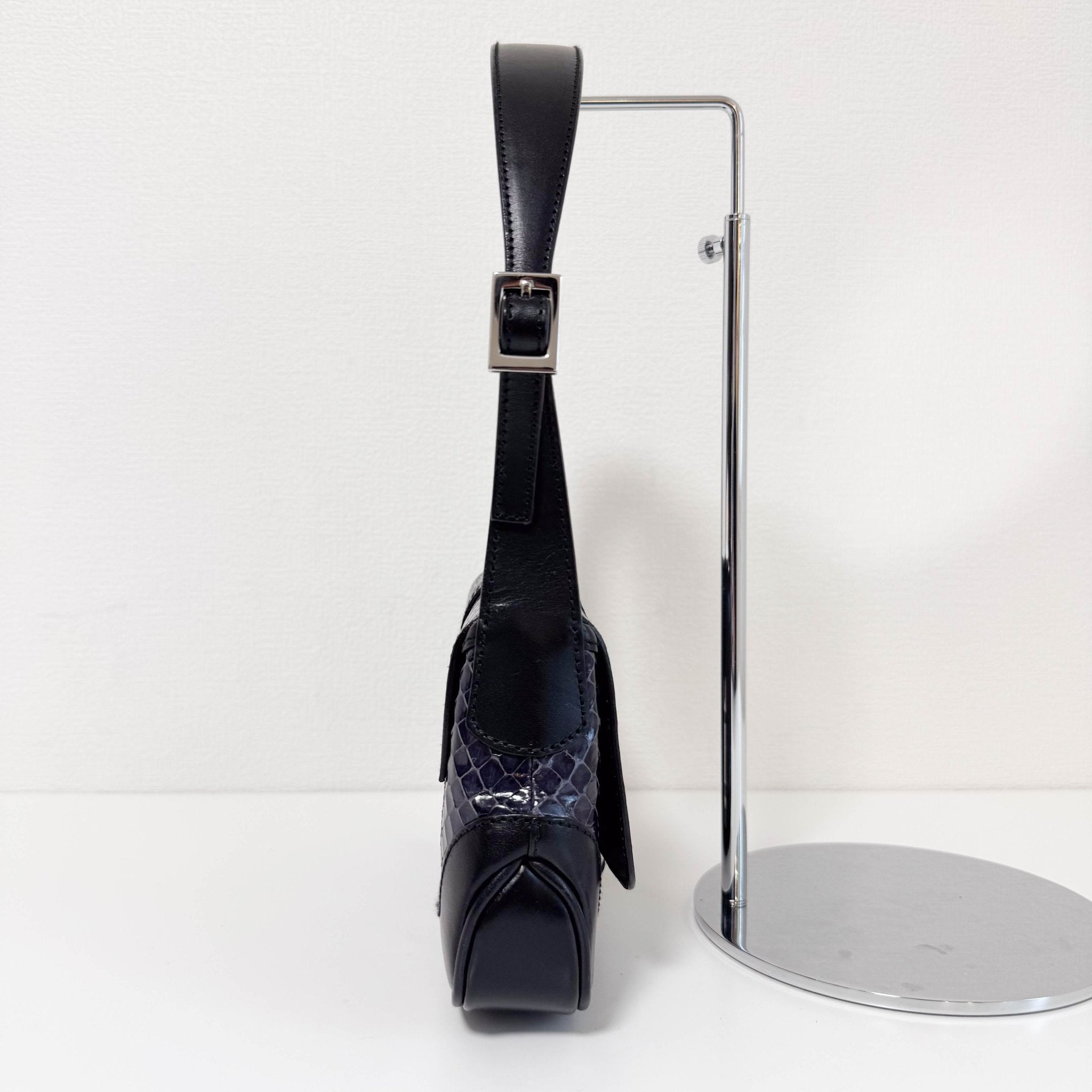 GUCCI Mini Jackie Navy/Black Leather Shoulder Bag, in , Sold by HIVE PRELOVED - Shoulder Bags, ,