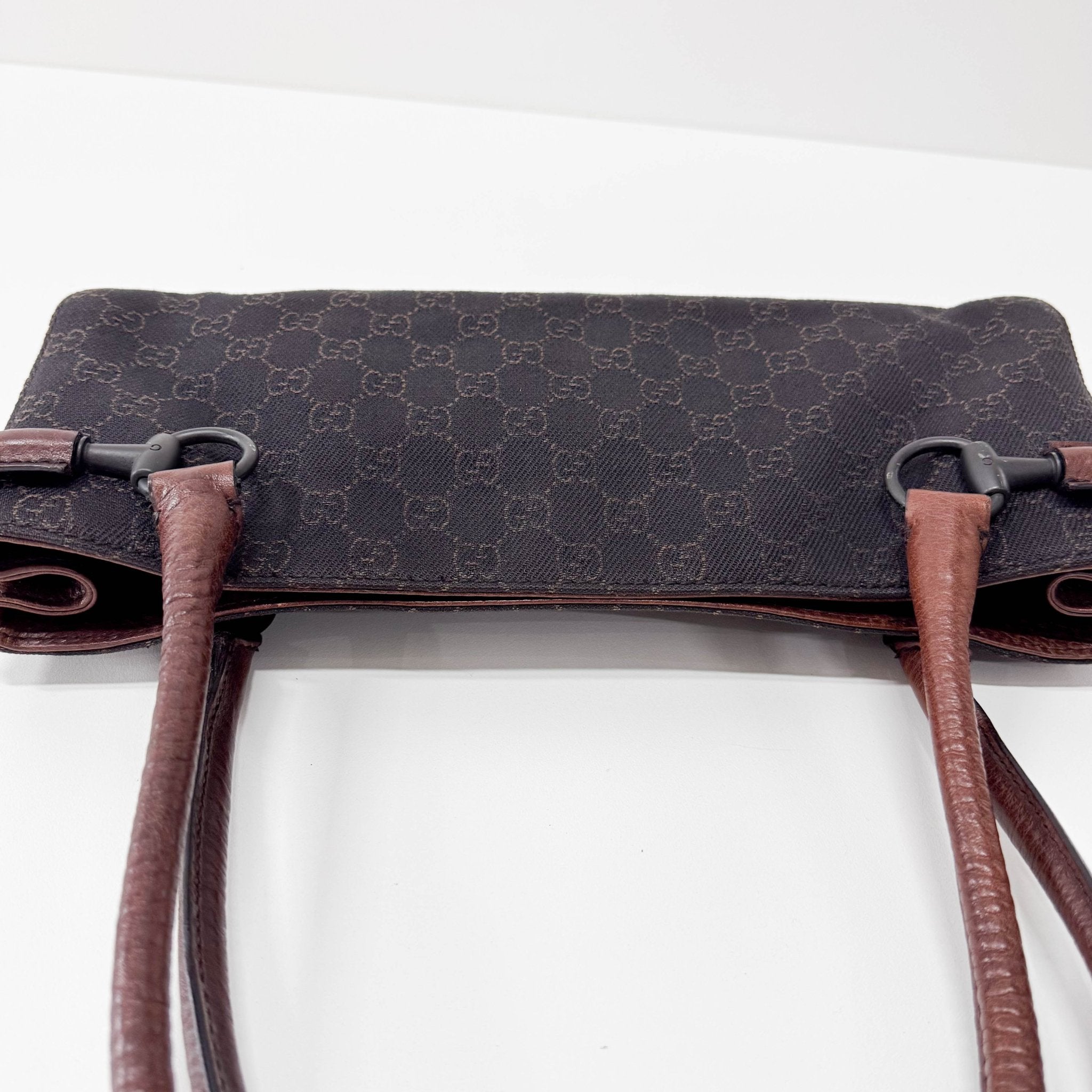 GUCCI Navy Canvas Shoulder Bag, in , Sold by HIVE PRELOVED - Shoulder Bags, ,