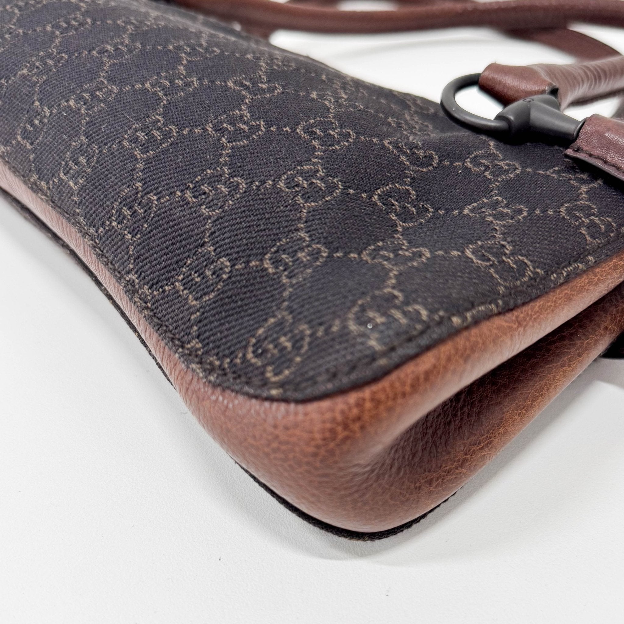 GUCCI Navy Canvas Shoulder Bag, in , Sold by HIVE PRELOVED - Shoulder Bags, ,