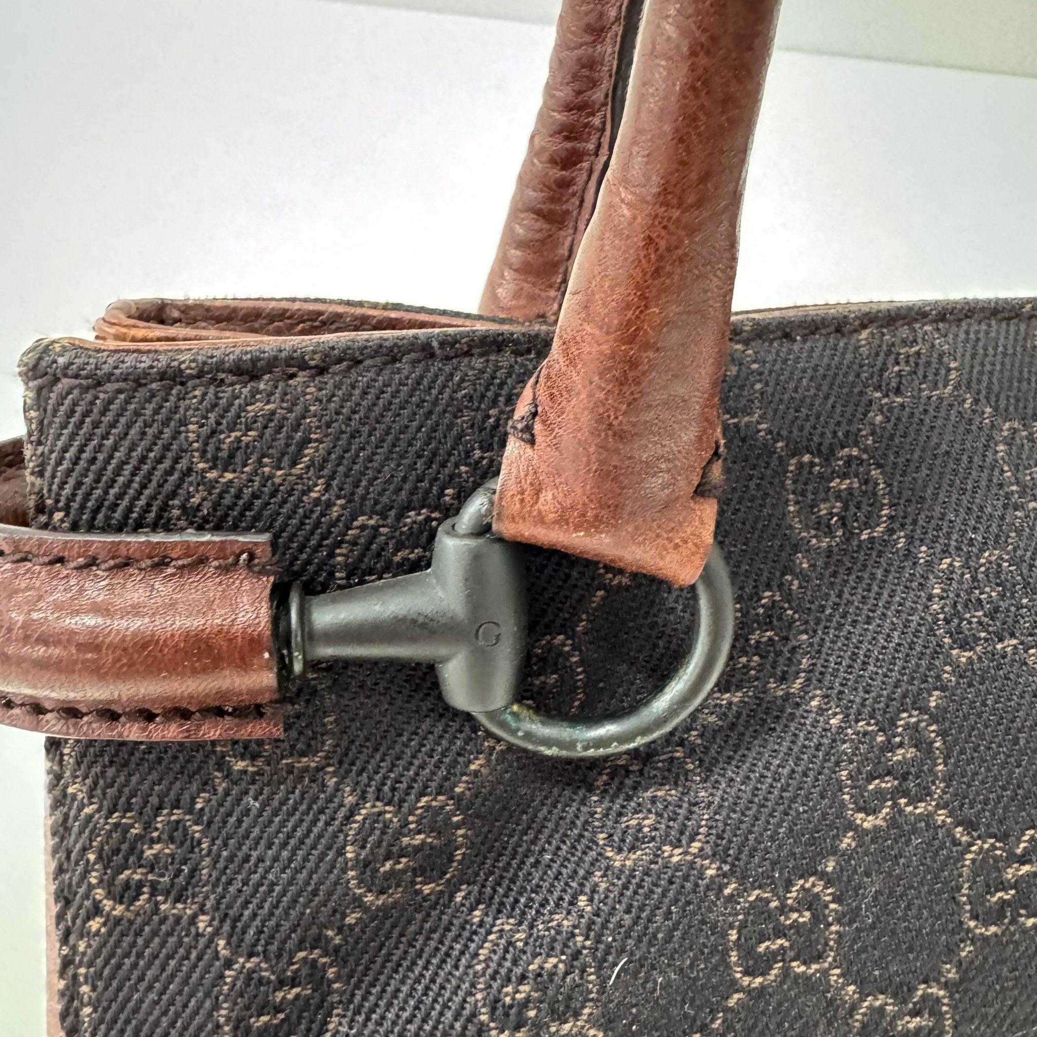 GUCCI Navy Canvas Shoulder Bag, in , Sold by HIVE PRELOVED - Shoulder Bags, ,