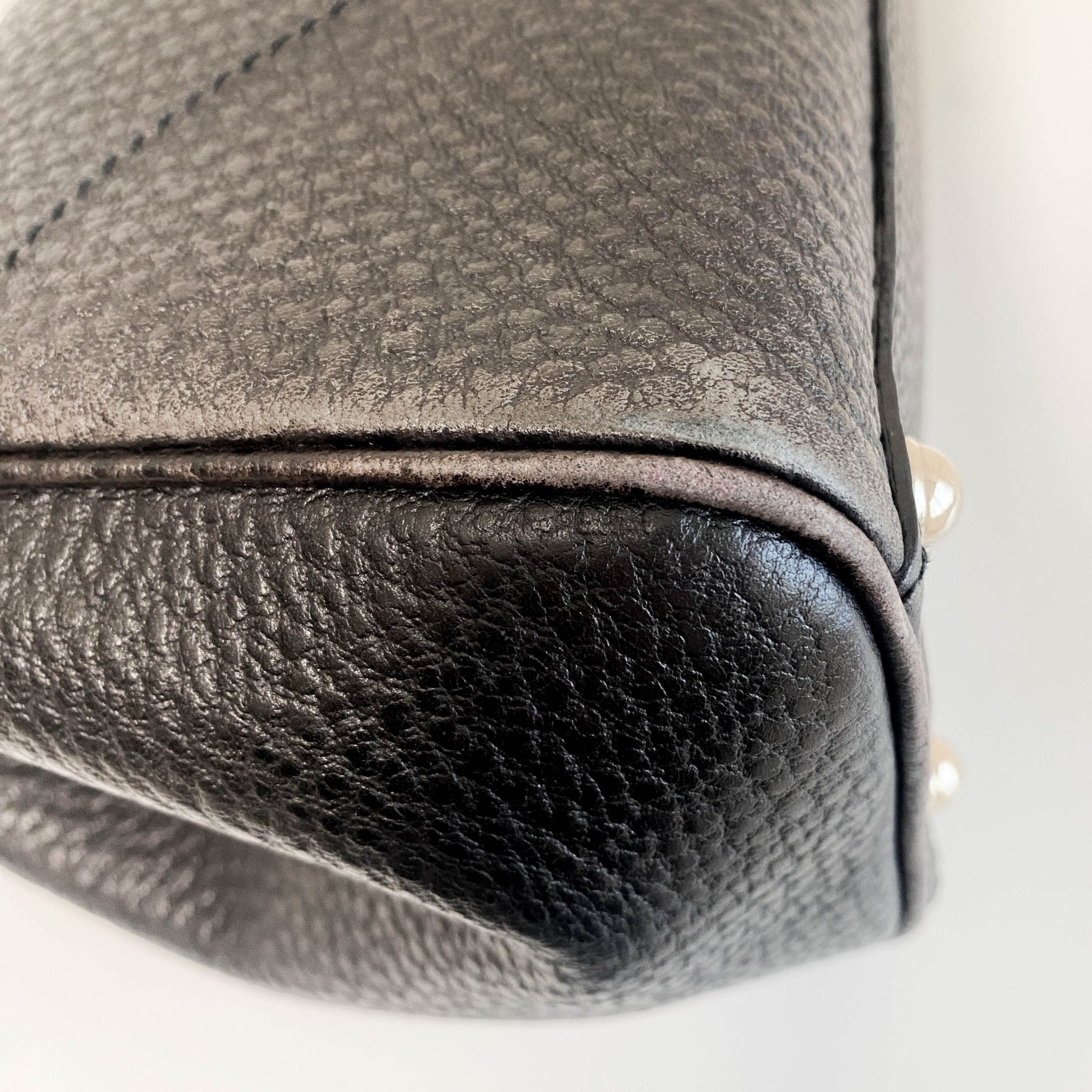 GUCCI New Jackie Black Leather Shoulder Bag, in , Sold by HIVE PRELOVED - Shoulder Bags, ,