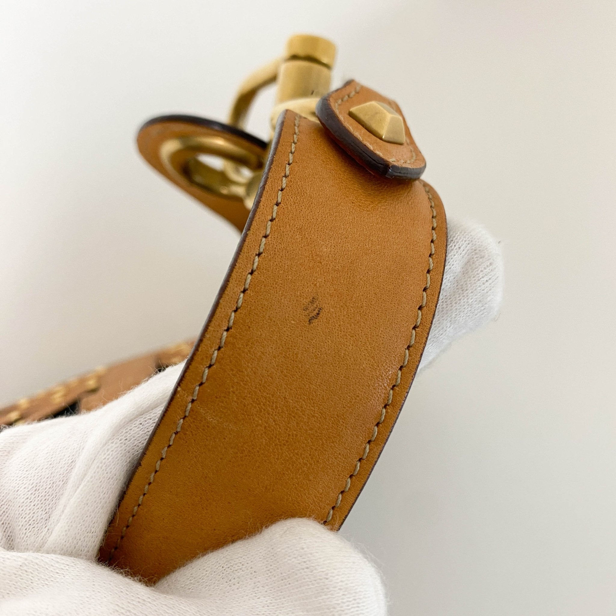 GUCCI New Jackie Limited Edition Shoulder Bag, in , Sold by HIVE PRELOVED - Shoulder Bags, ,