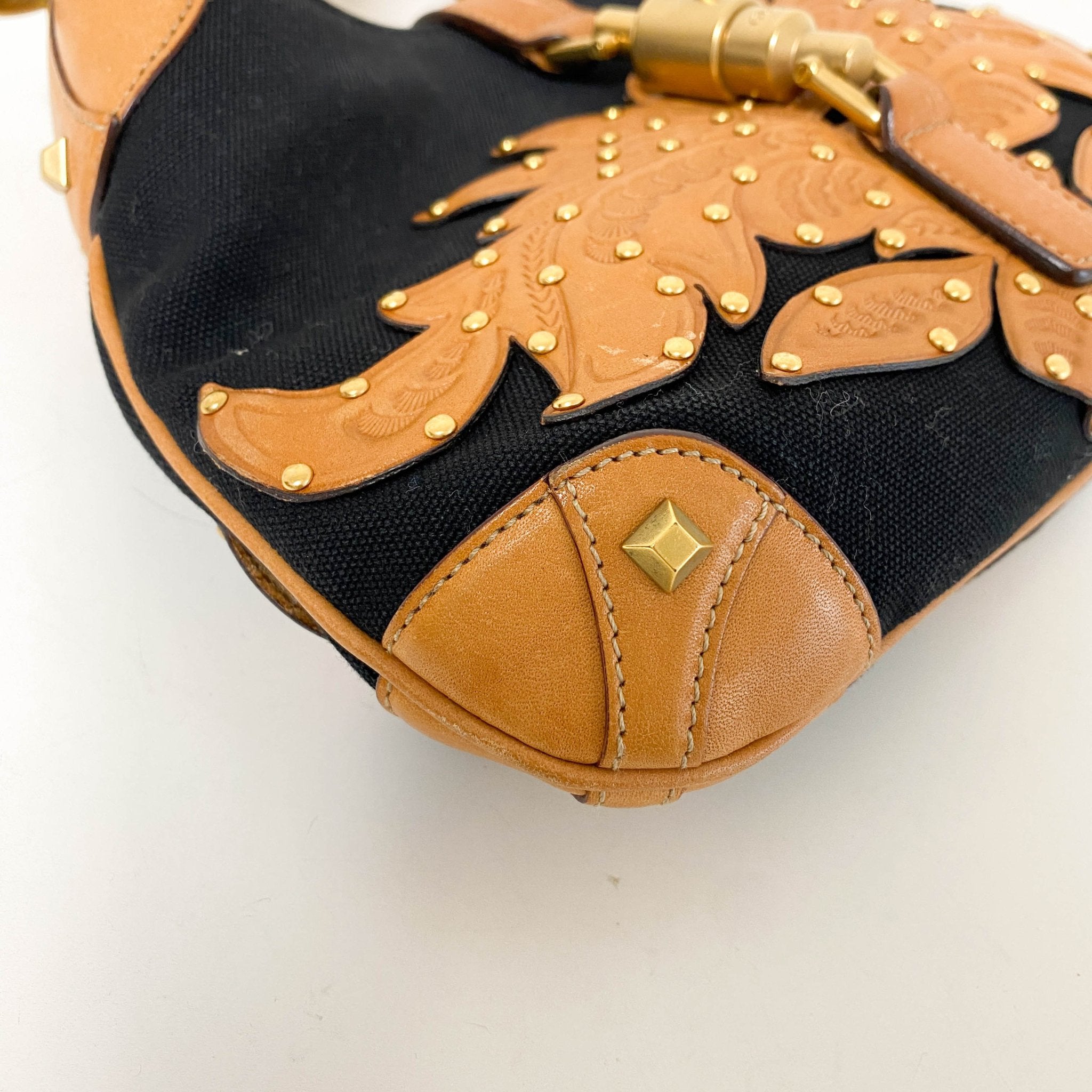 GUCCI New Jackie Limited Edition Shoulder Bag, in , Sold by HIVE PRELOVED - Shoulder Bags, ,