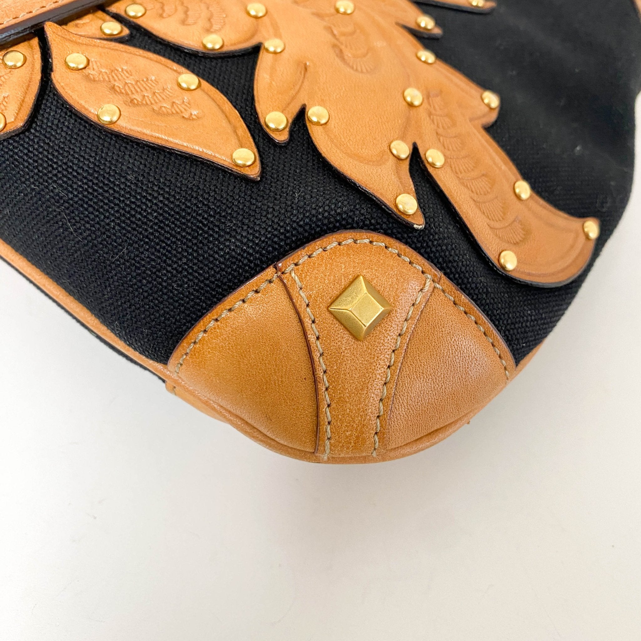 GUCCI New Jackie Limited Edition Shoulder Bag, in , Sold by HIVE PRELOVED - Shoulder Bags, ,