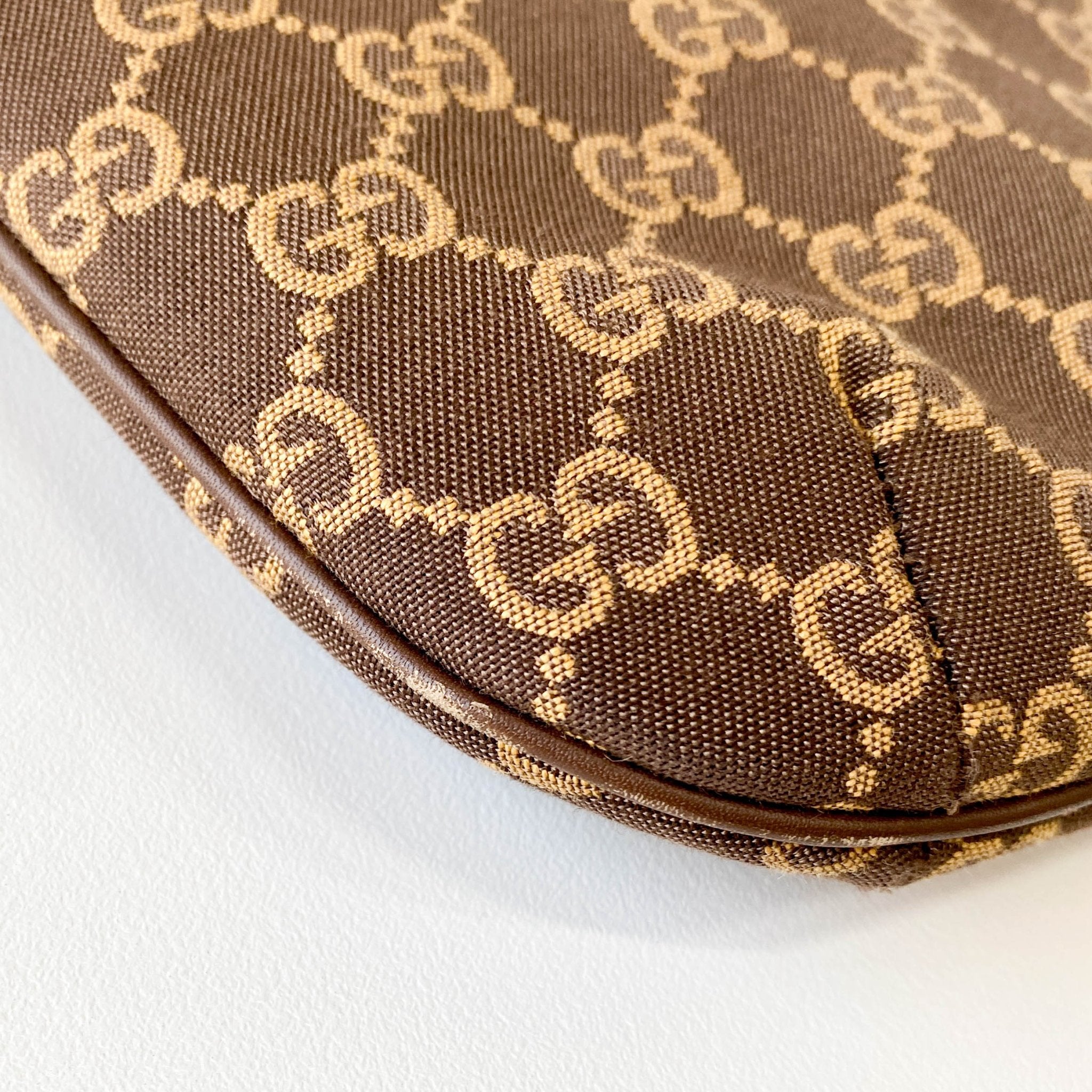 GUCCI Pochette Brown GG Canvas Shoulder Bag, in , Sold by HIVE PRELOVED - Shoulder Bags, ,