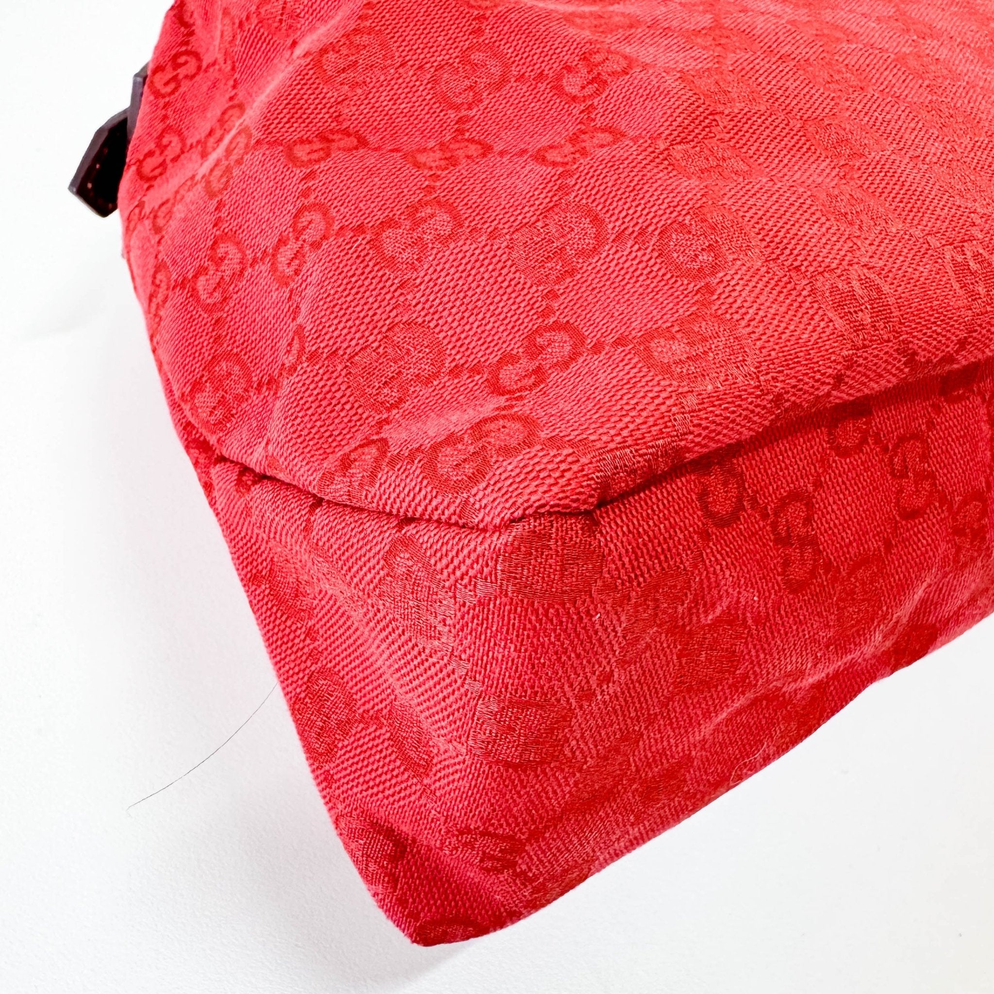 GUCCI Red Cotton GG Canvas Horsebit Shoulder Bag, in , Sold by HIVE PRELOVED - Shoulder Bags, ,