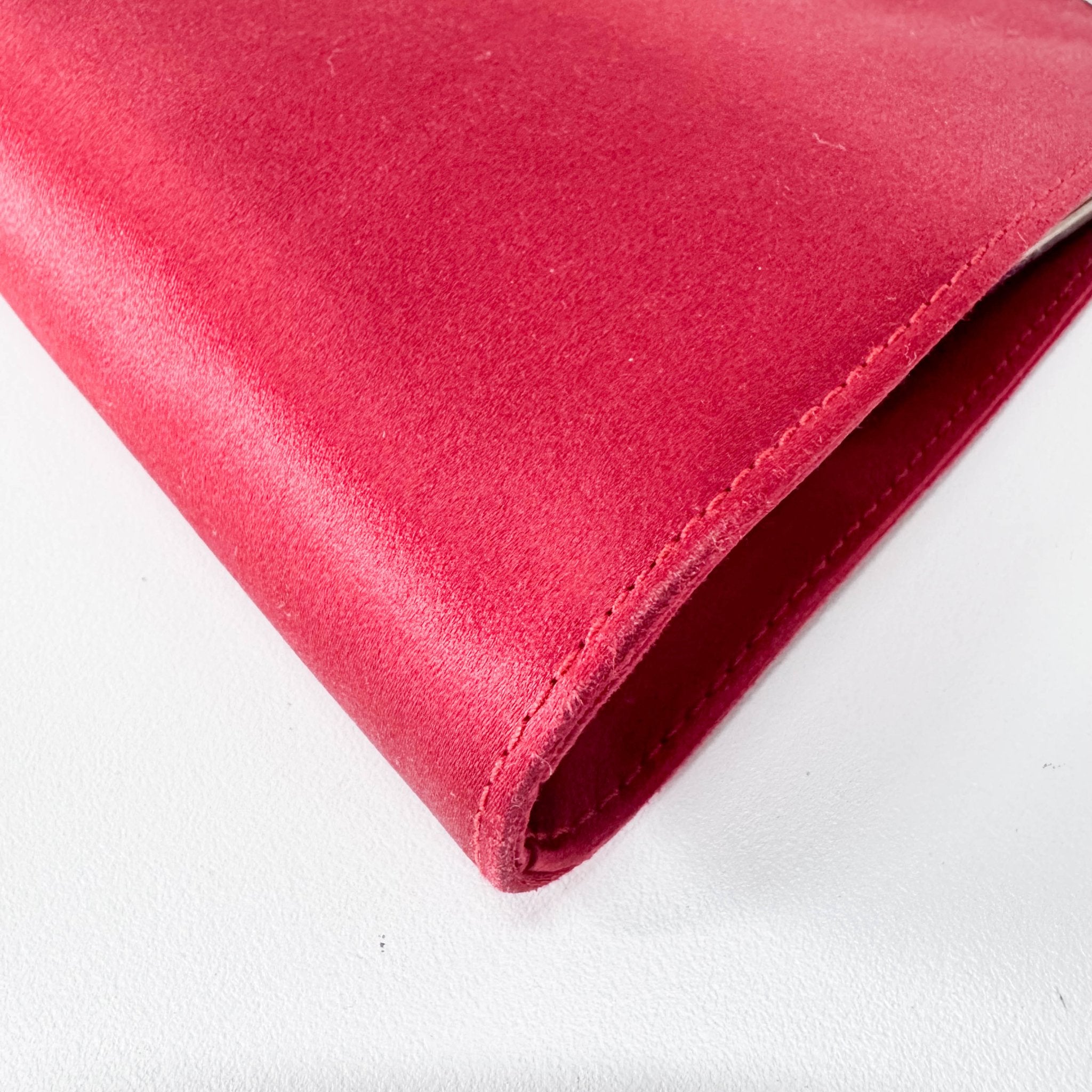 GUCCI Red Satin Mini Top Handle Bag, in , Sold by HIVE PRELOVED - Handle Bags, ,