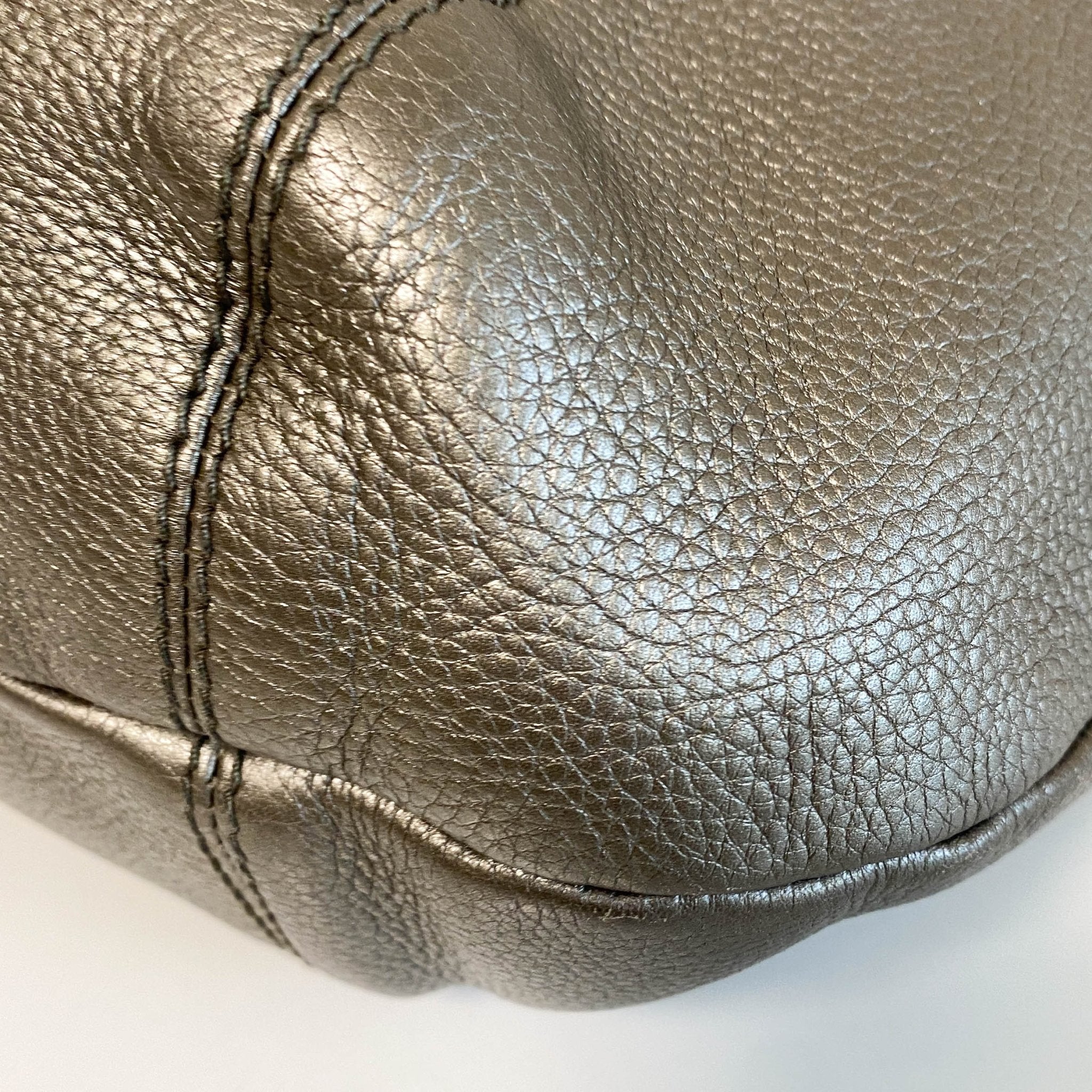 GUCCI Silver Leather Hobo Shoulder Bag, in , Sold by HIVE PRELOVED - Shoulder Bags, ,