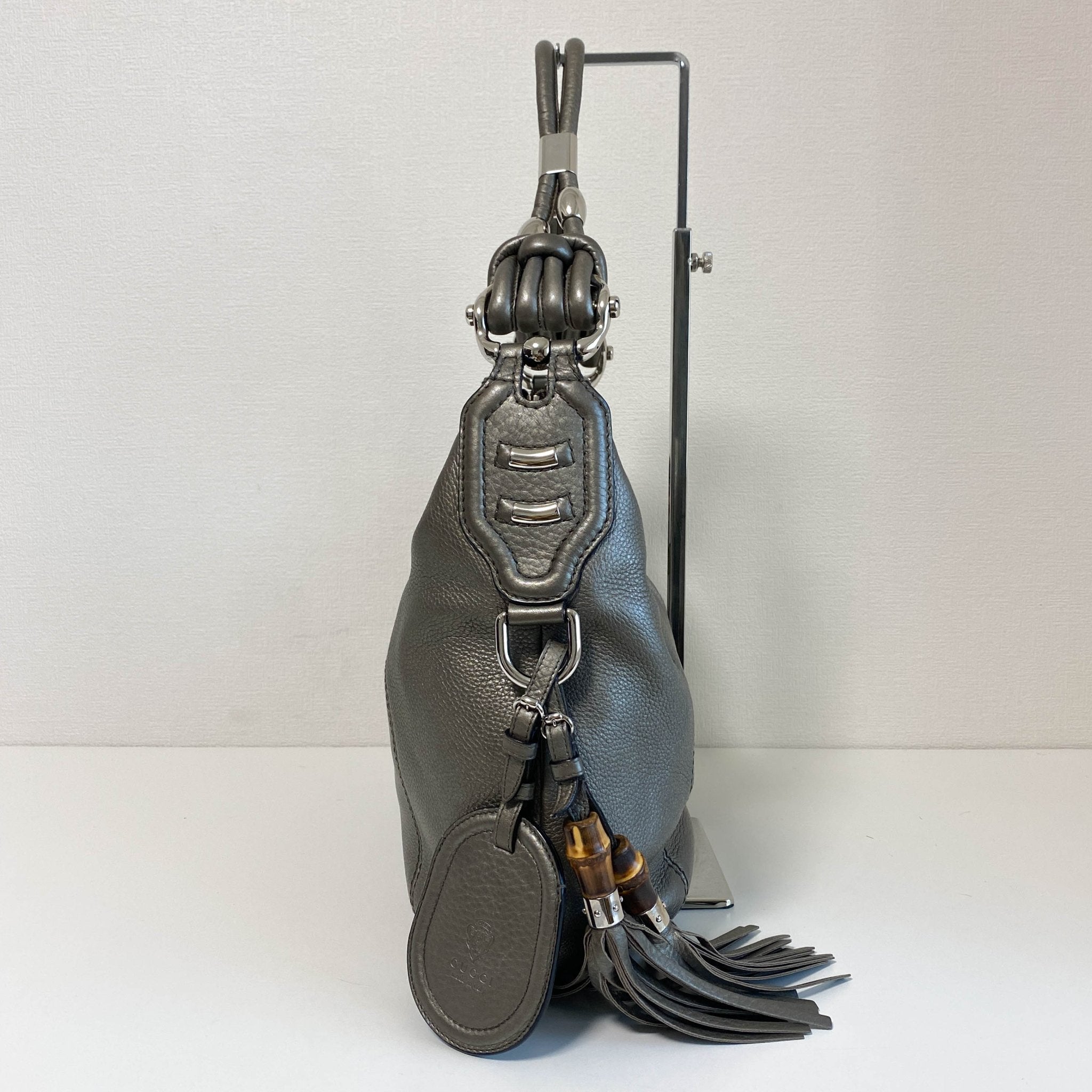 GUCCI Silver Leather Hobo Shoulder Bag, in , Sold by HIVE PRELOVED - Shoulder Bags, ,