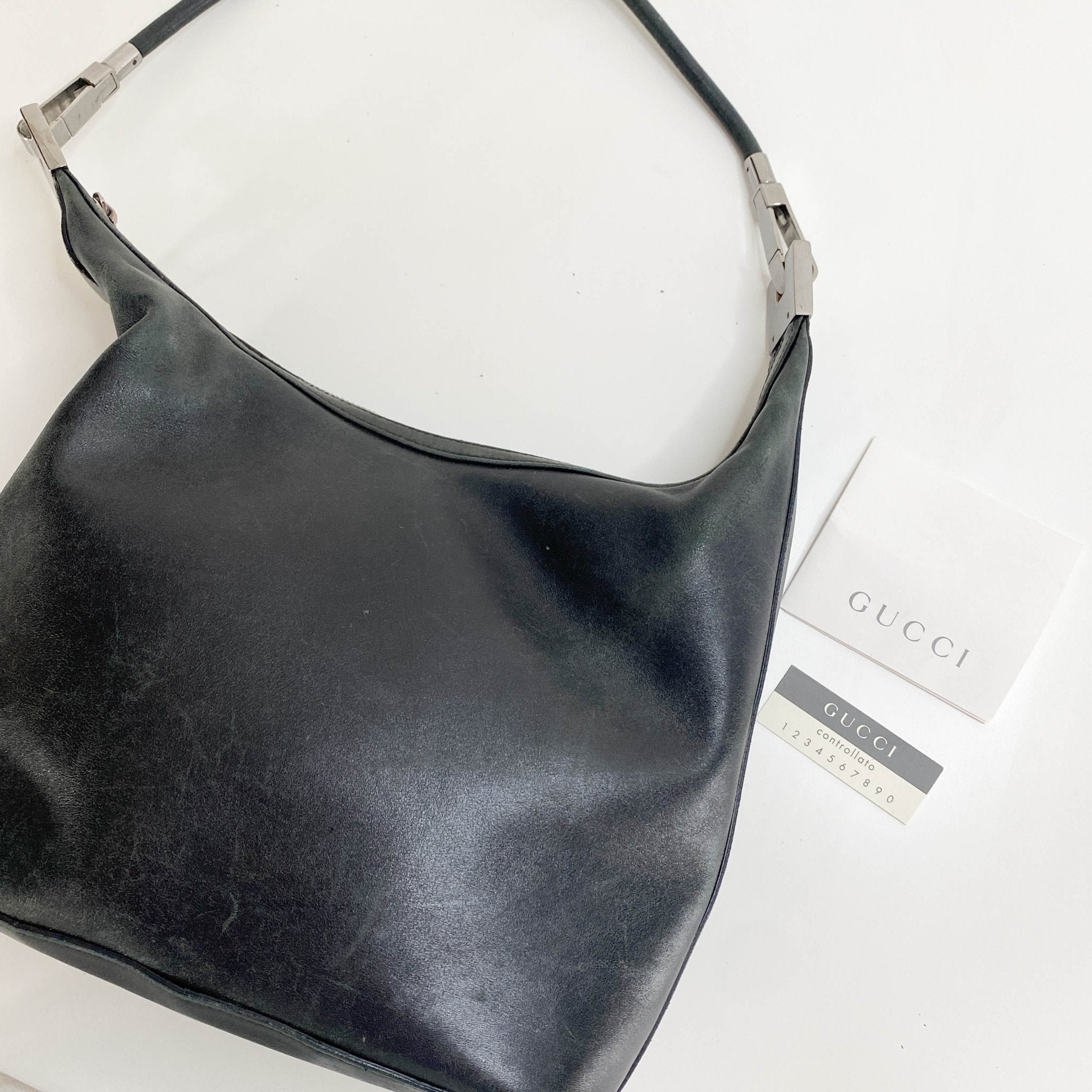 GUCCI Vintage Black Leather GG Shoulder Bag – HIVE PRELOVED