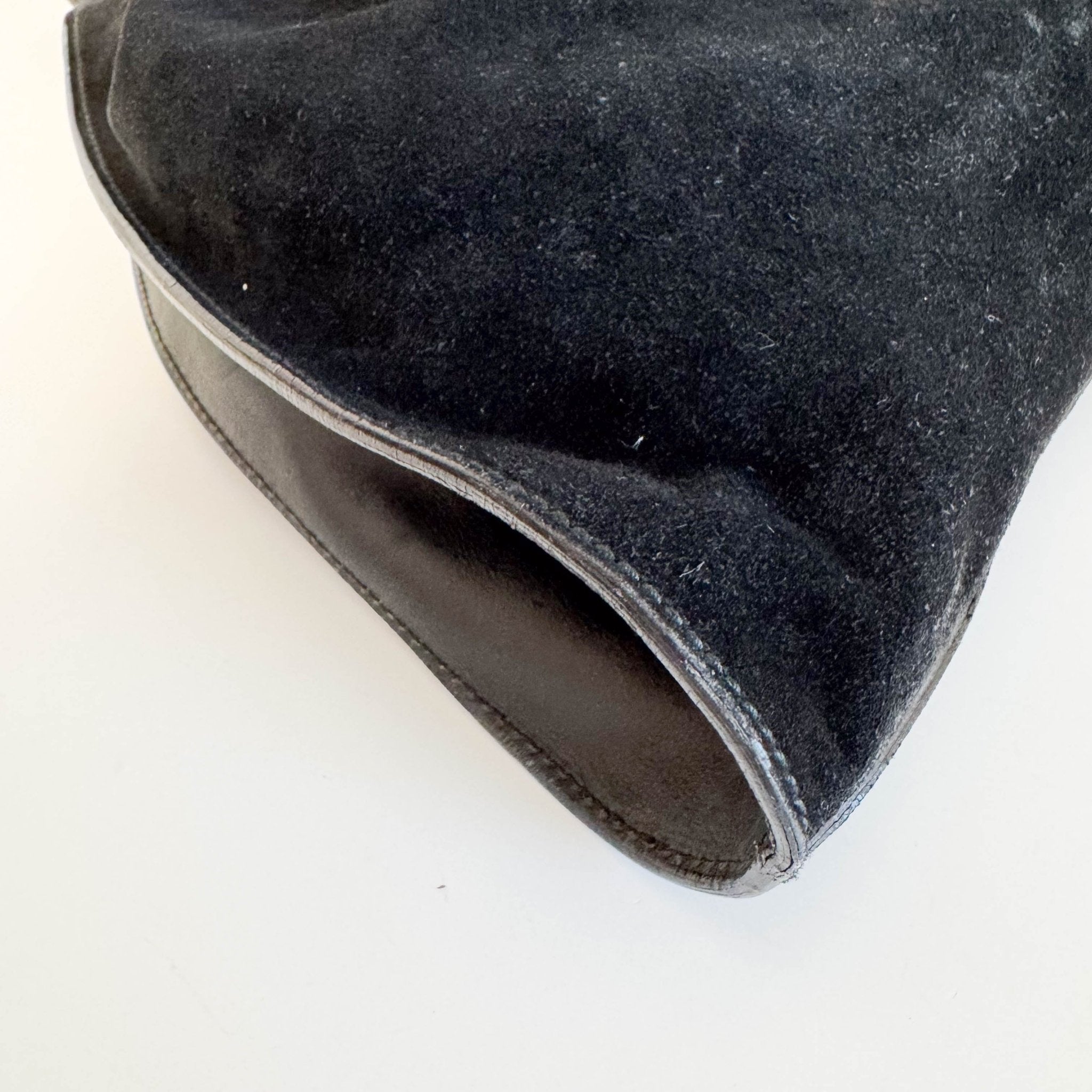 GUCCI Vintage Black Suede and Leather Shoulder Bag, in , Sold by HIVE PRELOVED - Shoulder Bags, ,