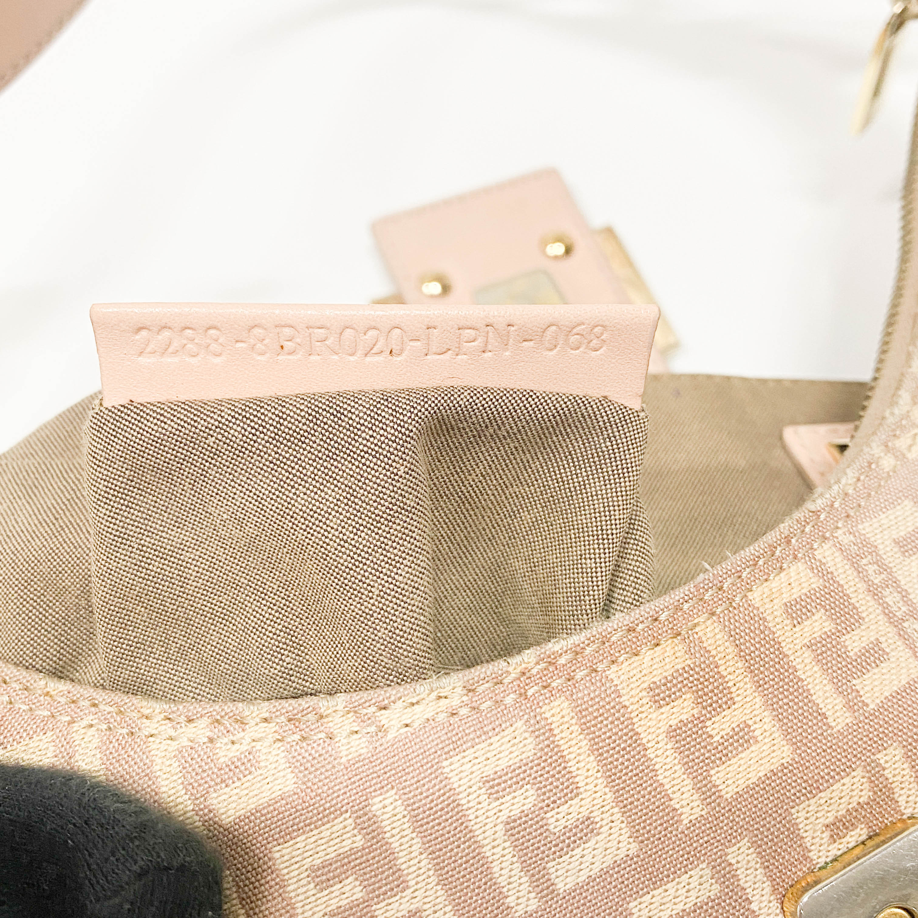 Zucchino Croissant Pink Canvas Shoulder Bag