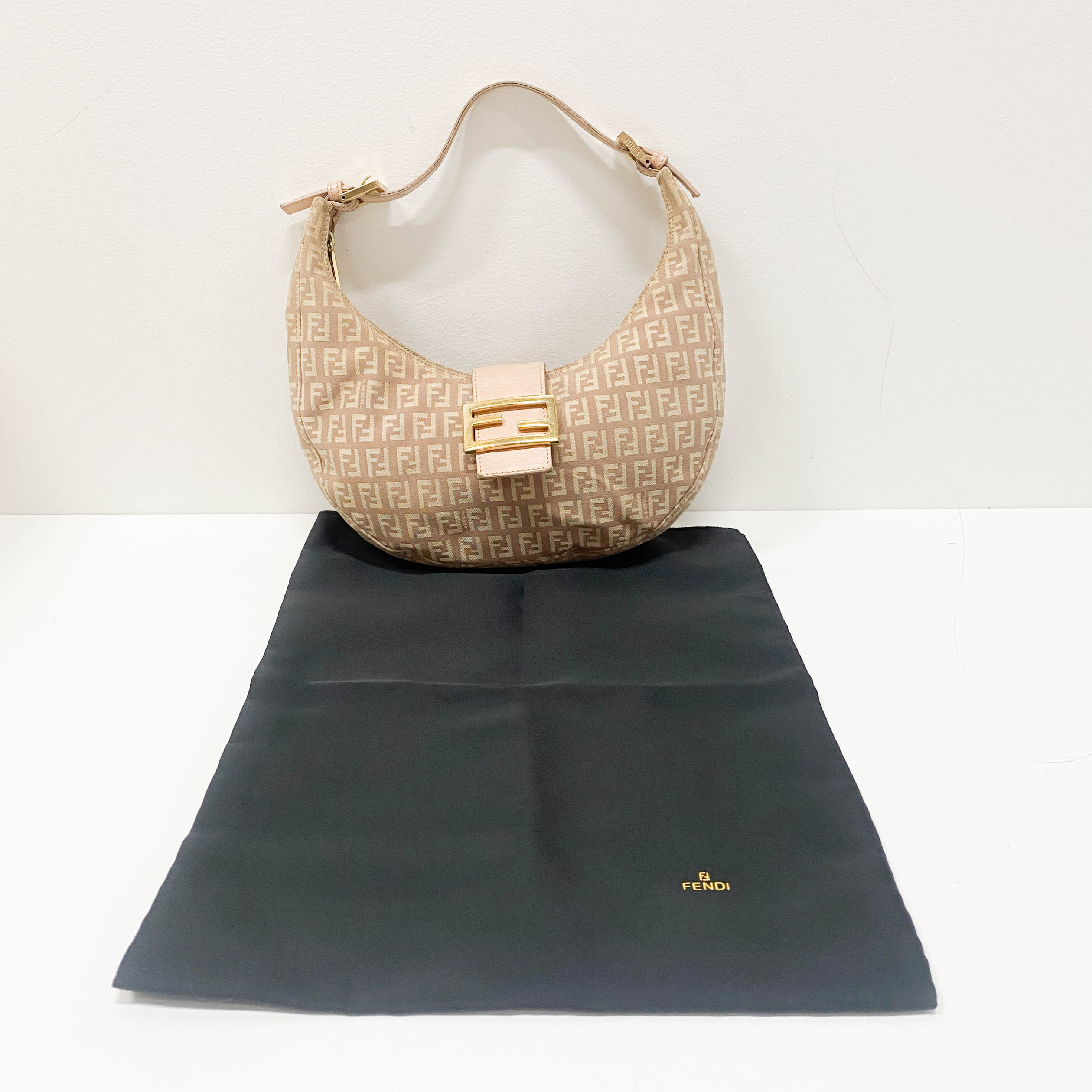 Zucchino Croissant Pink Canvas Shoulder Bag