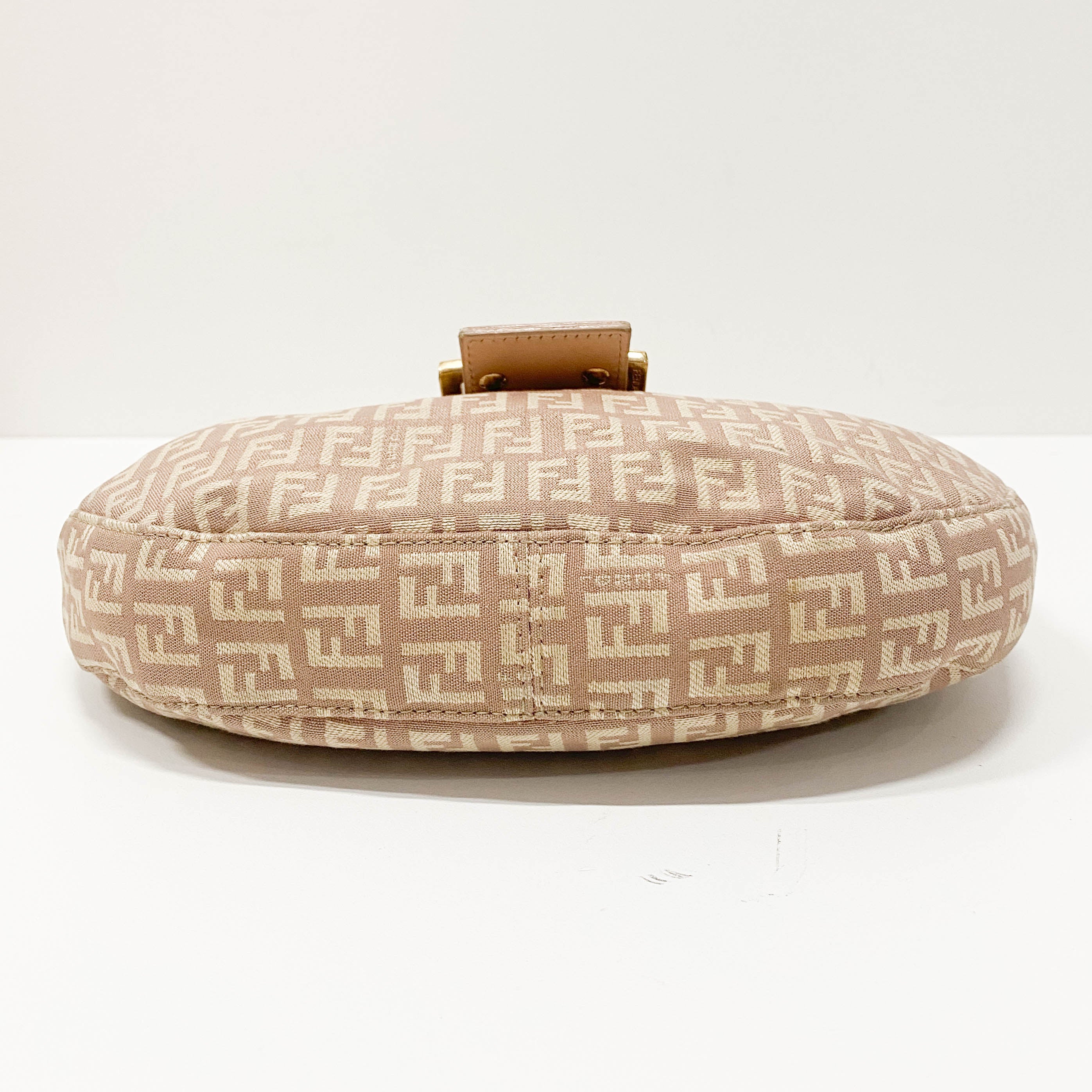 Zucchino Croissant Pink Canvas Shoulder Bag