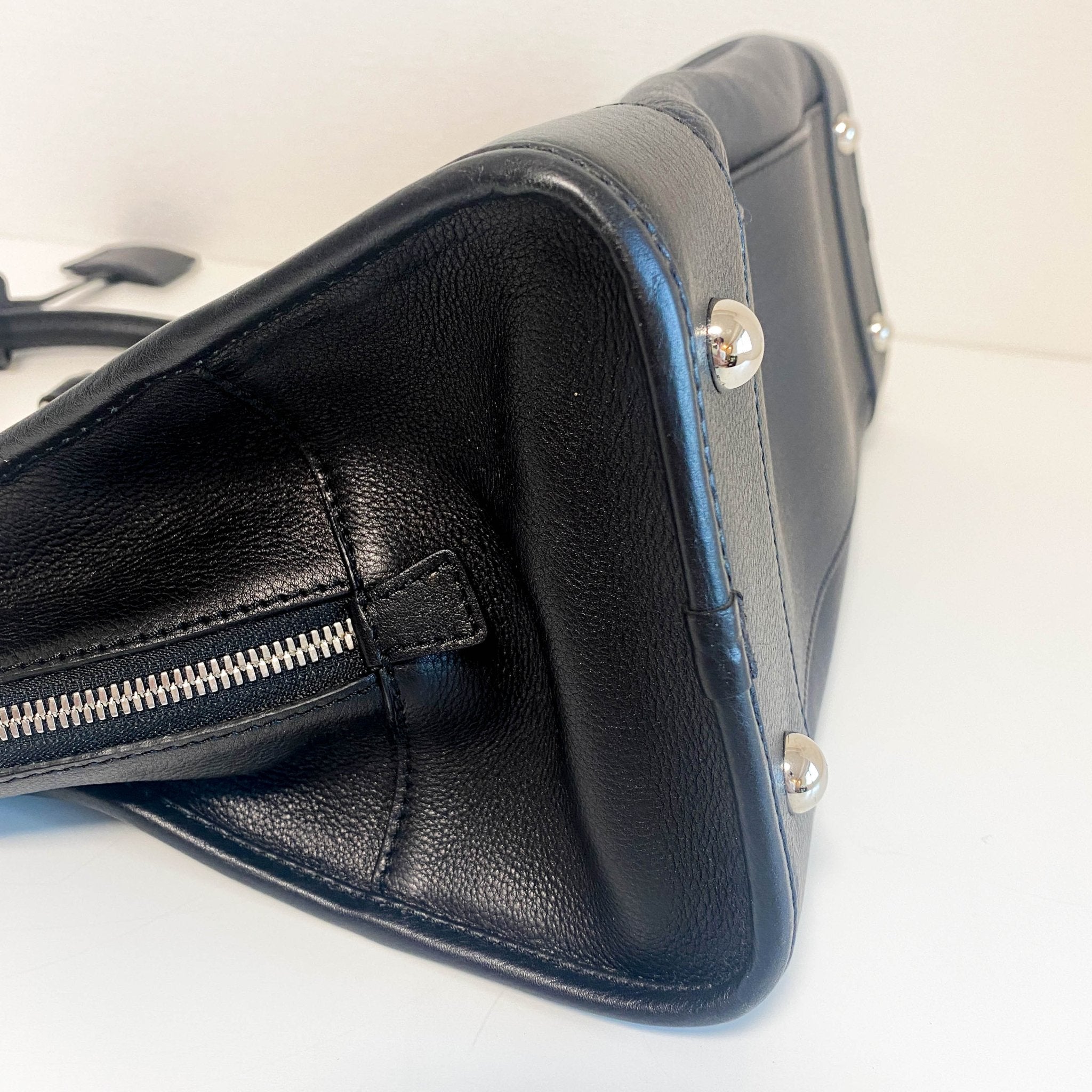 LOEWE Amazona 36 Black Calf Leather Top Handle Bag, in , Sold by HIVE PRELOVED - Handle Bags, ,