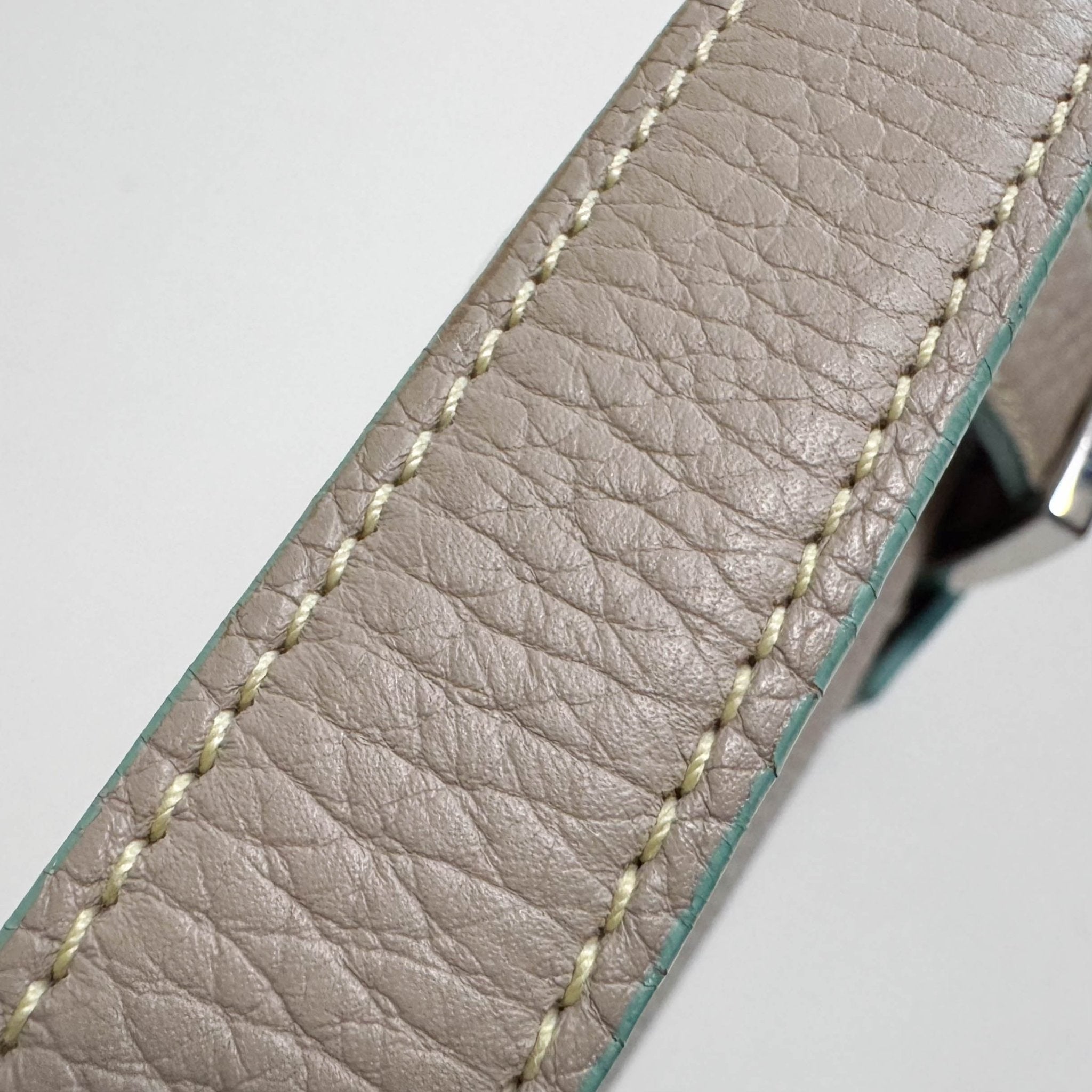 LOEWE Beige Leather Hobo Shoulder Bag, in , Sold by HIVE PRELOVED - Shoulder Bags, ,