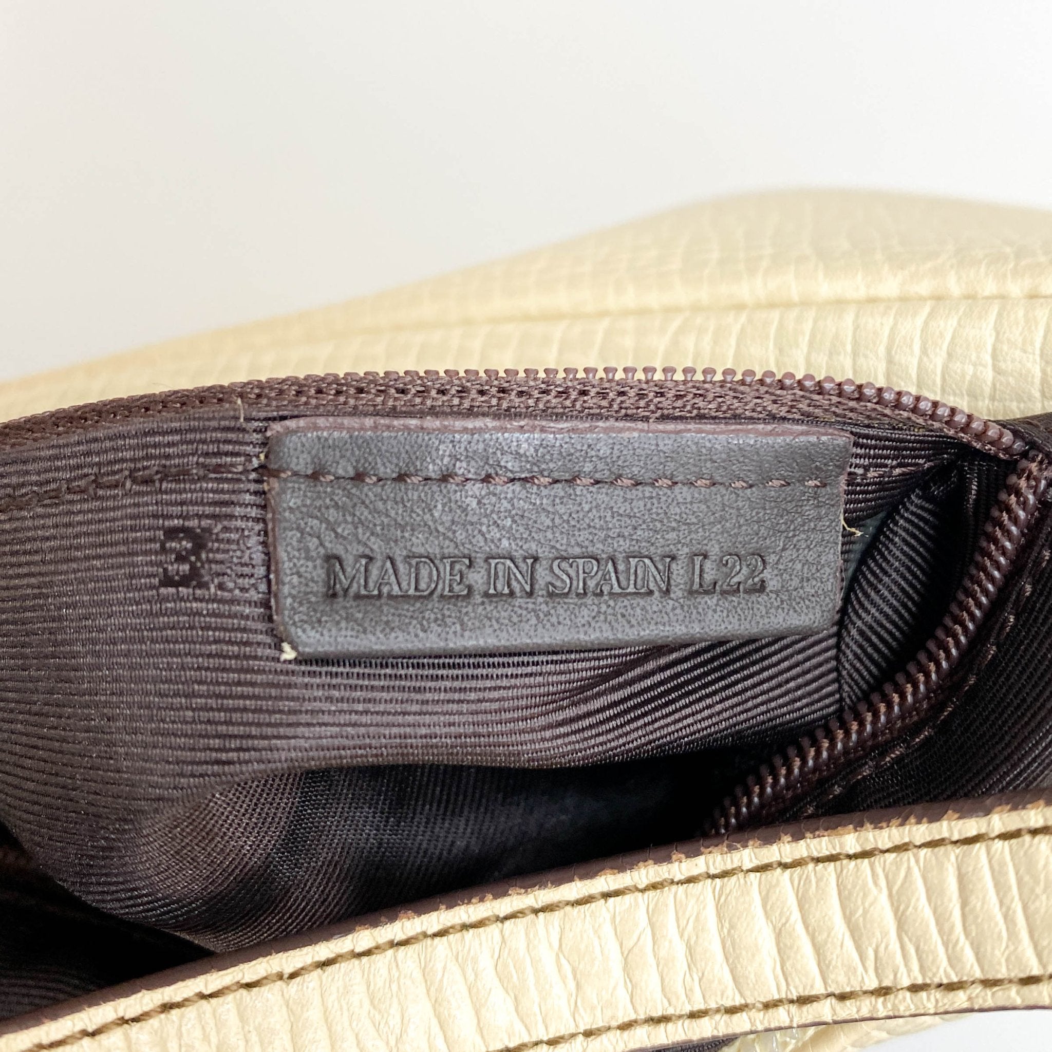 LOEWE Ivory Leather Crescent Shoulder Bag, in , Sold by HIVE PRELOVED - Shoulder Bags, ,