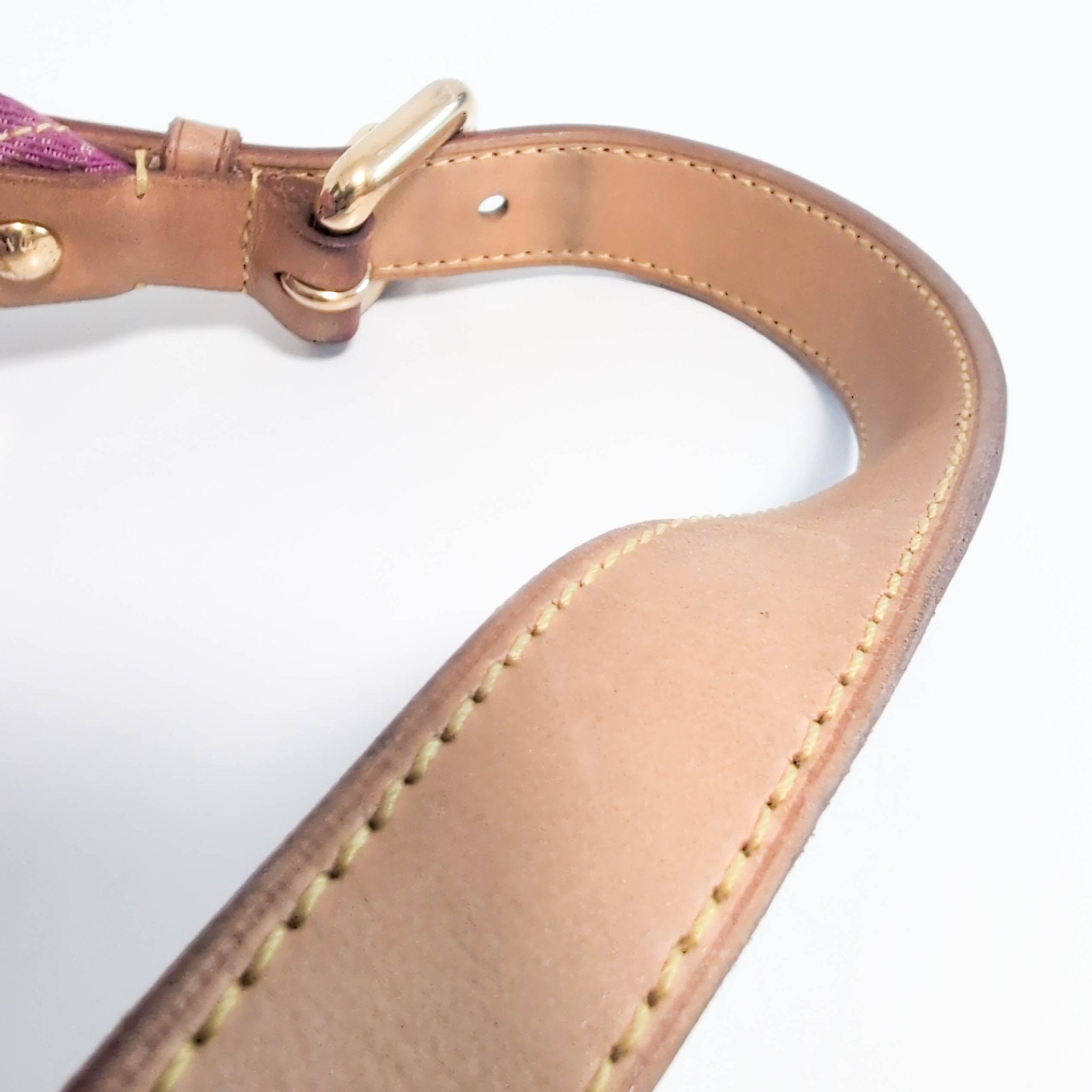 LOUIS VUITTON Baggy Pink Monogram Denim Shoulder Bag Fuchsia, in , Sold by HIVE PRELOVED - Crossbody bags, Shoulder Bags,