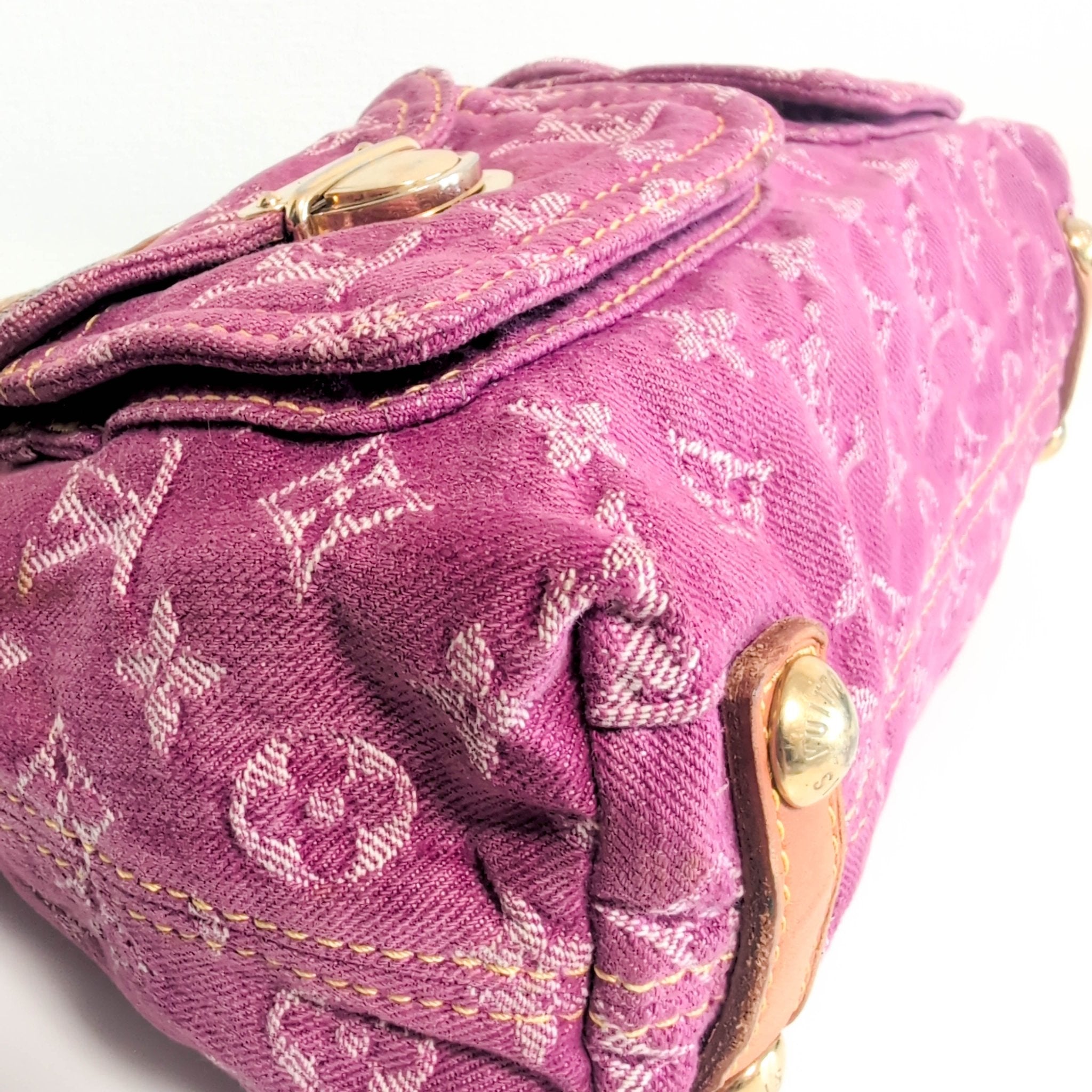 LOUIS VUITTON Baggy Pink Monogram Denim Shoulder Bag Fuchsia, in , Sold by HIVE PRELOVED - Crossbody bags, Shoulder Bags,