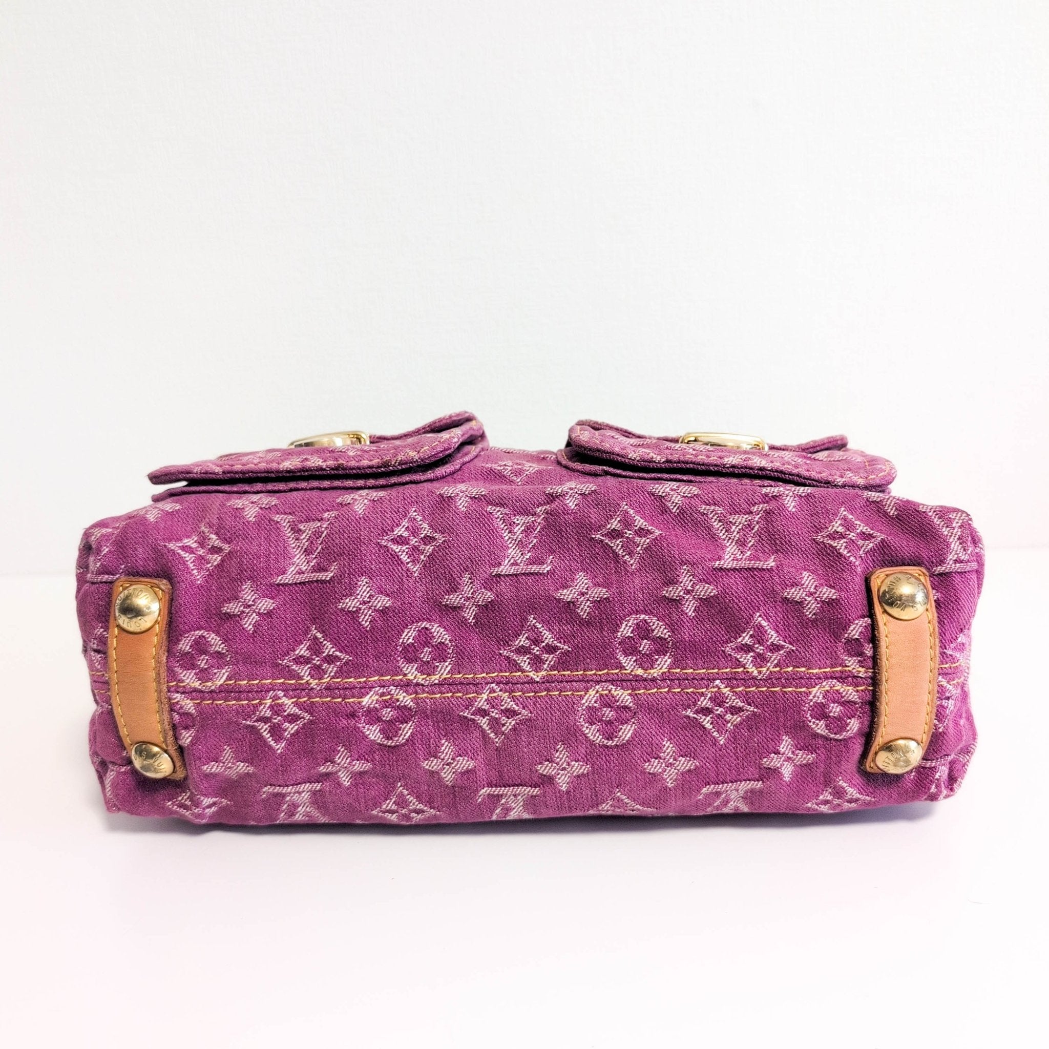 LOUIS VUITTON Baggy Pink Monogram Denim Shoulder Bag Fuchsia, in , Sold by HIVE PRELOVED - Crossbody bags, Shoulder Bags,