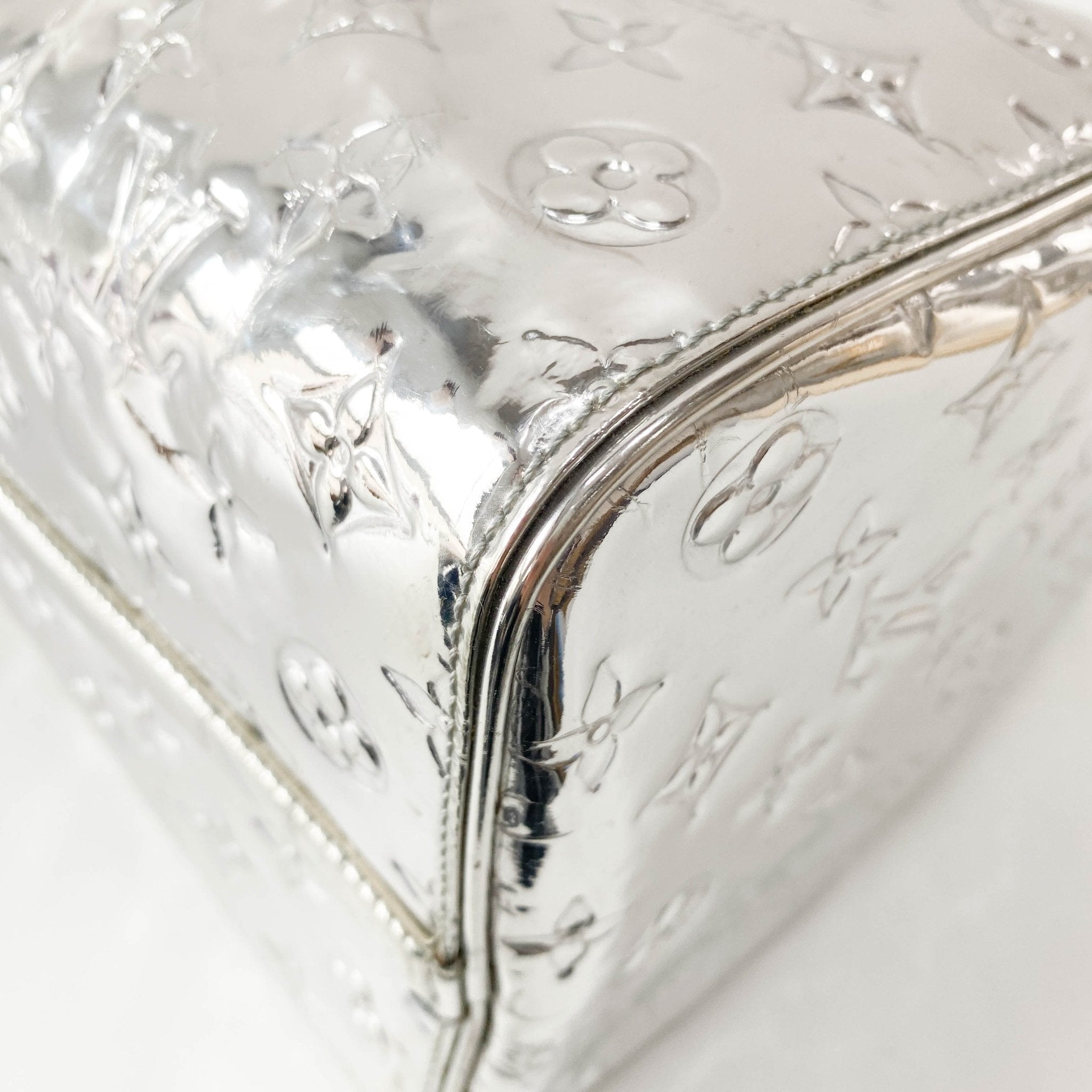 LOUIS VUITTON Louis Vuitton Silver Monogram Mirror Speedy, in , Sold by HIVE PRELOVED - Handle Bags, Shoulder Bags,