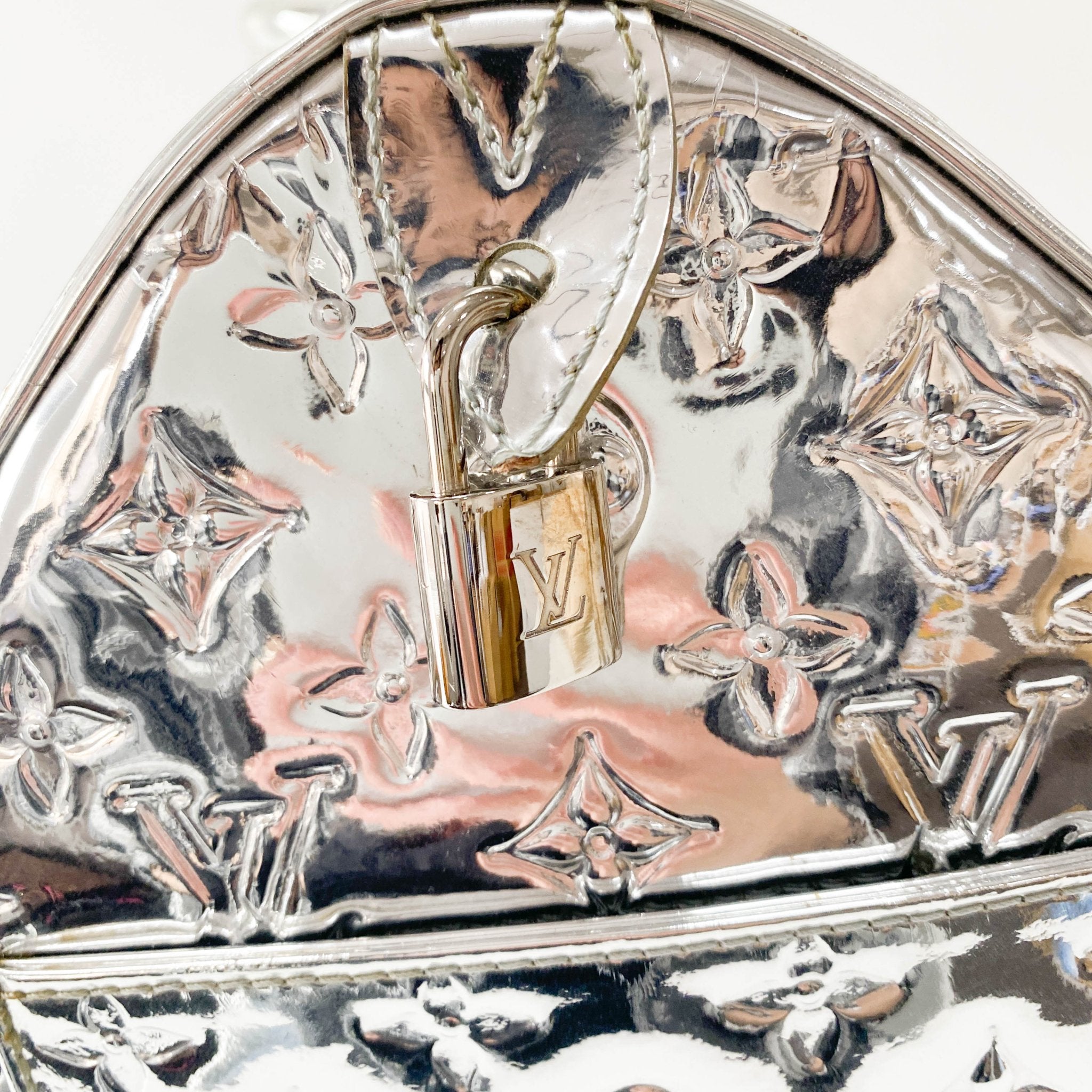 LOUIS VUITTON Louis Vuitton Silver Monogram Mirror Speedy, in , Sold by HIVE PRELOVED - Handle Bags, Shoulder Bags,