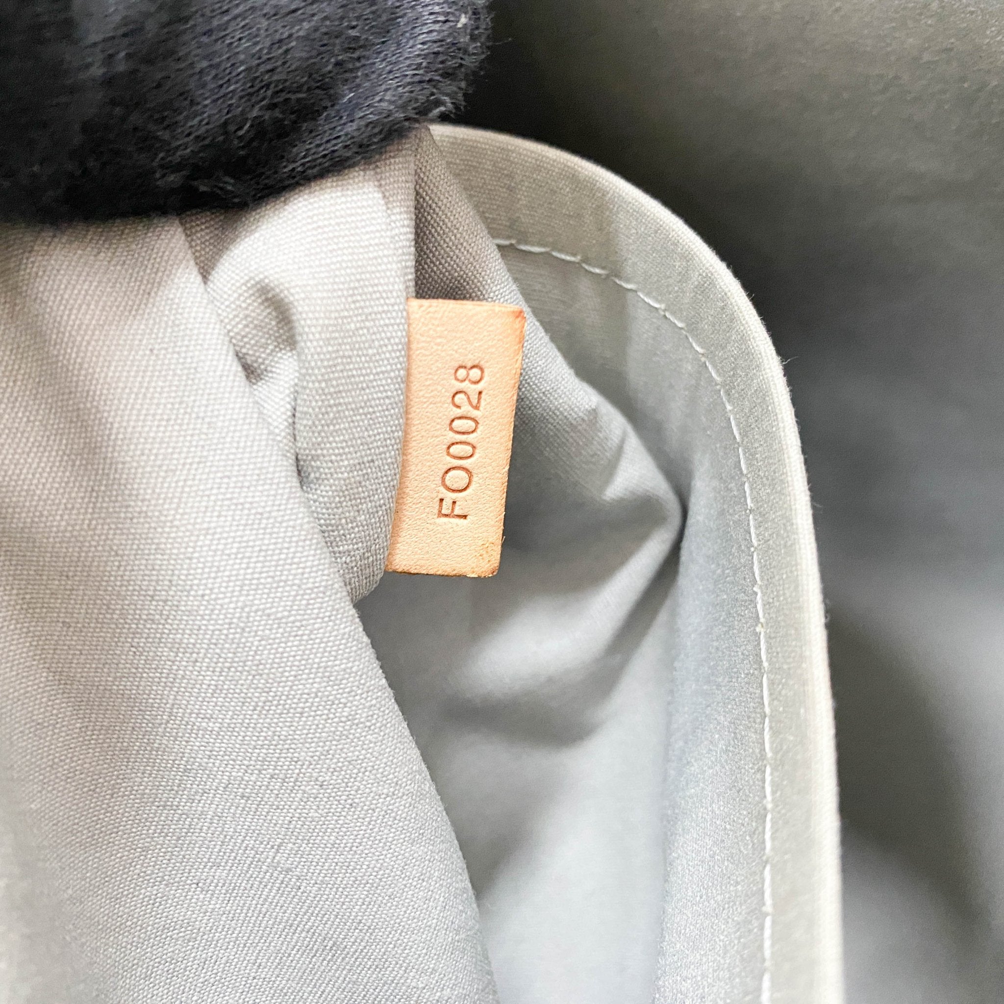 LOUIS VUITTON Louis Vuitton Silver Monogram Mirror Speedy, in , Sold by HIVE PRELOVED - Handle Bags, Shoulder Bags,