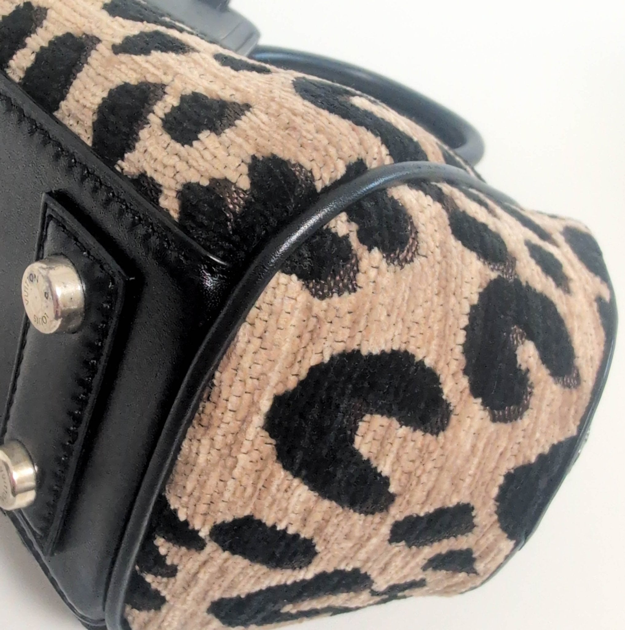 LOUIS VUITTON Louis Vuitton x Stephen Sprouse 2012 Jacquard Leopard Baby Handbag, in , Sold by HIVE PRELOVED - Handle Bags, ,