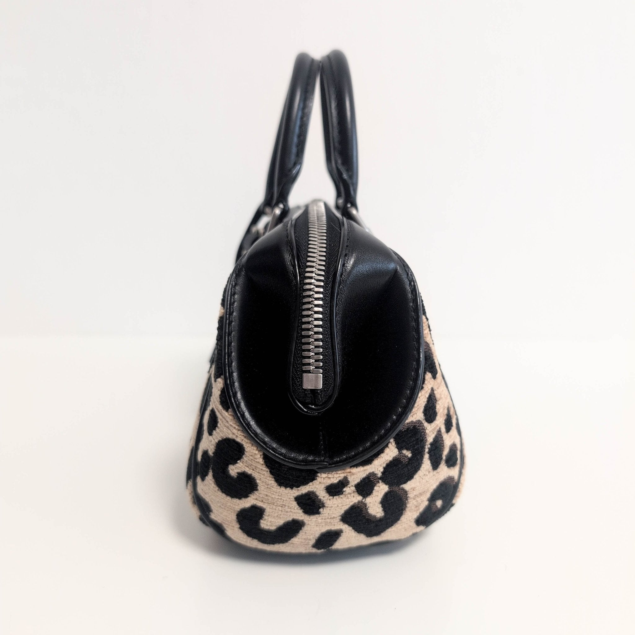 LOUIS VUITTON Louis Vuitton x Stephen Sprouse 2012 Jacquard Leopard Baby Handbag, in , Sold by HIVE PRELOVED - Handle Bags, ,