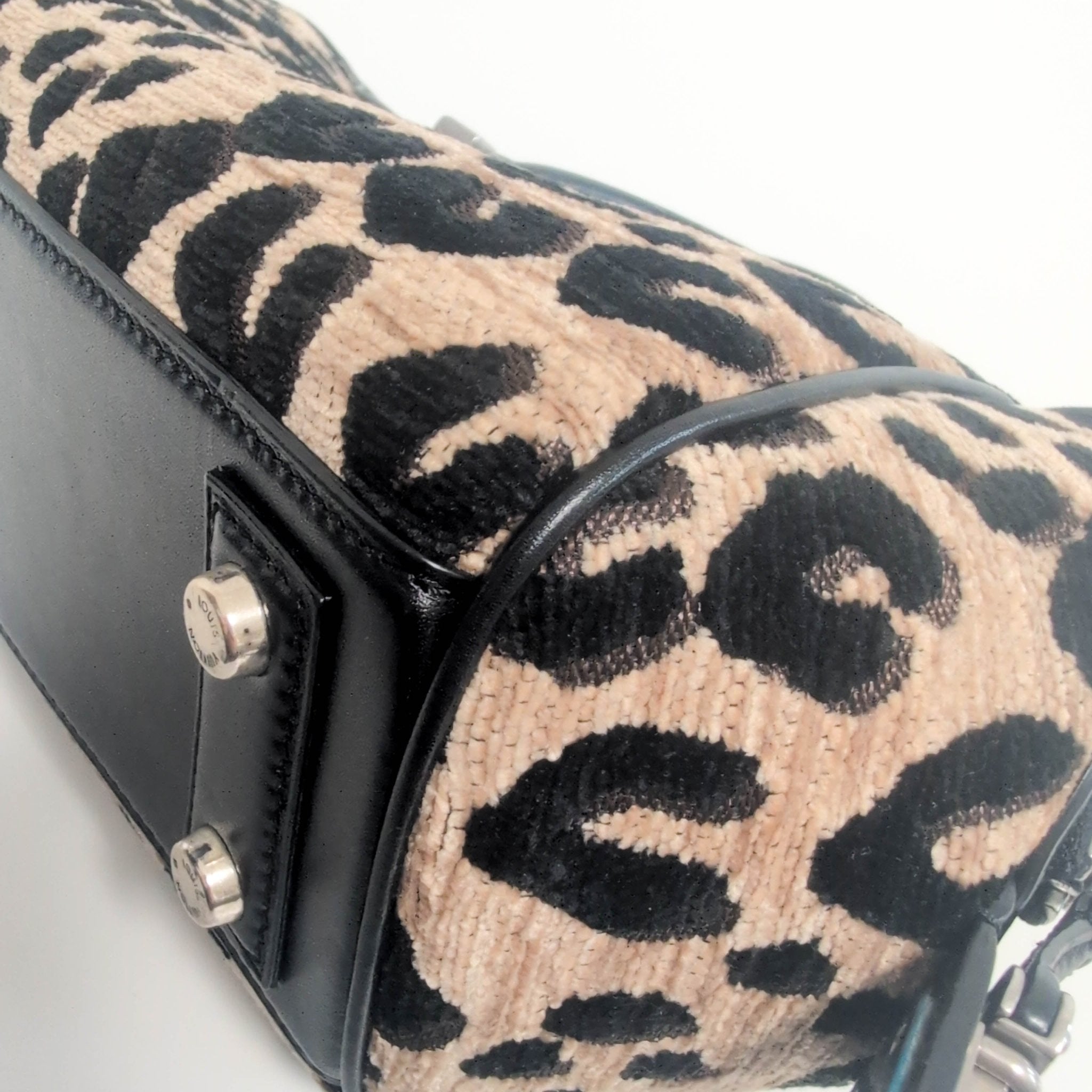 LOUIS VUITTON Louis Vuitton x Stephen Sprouse 2012 Jacquard Leopard Baby Handbag, in , Sold by HIVE PRELOVED - Handle Bags, ,