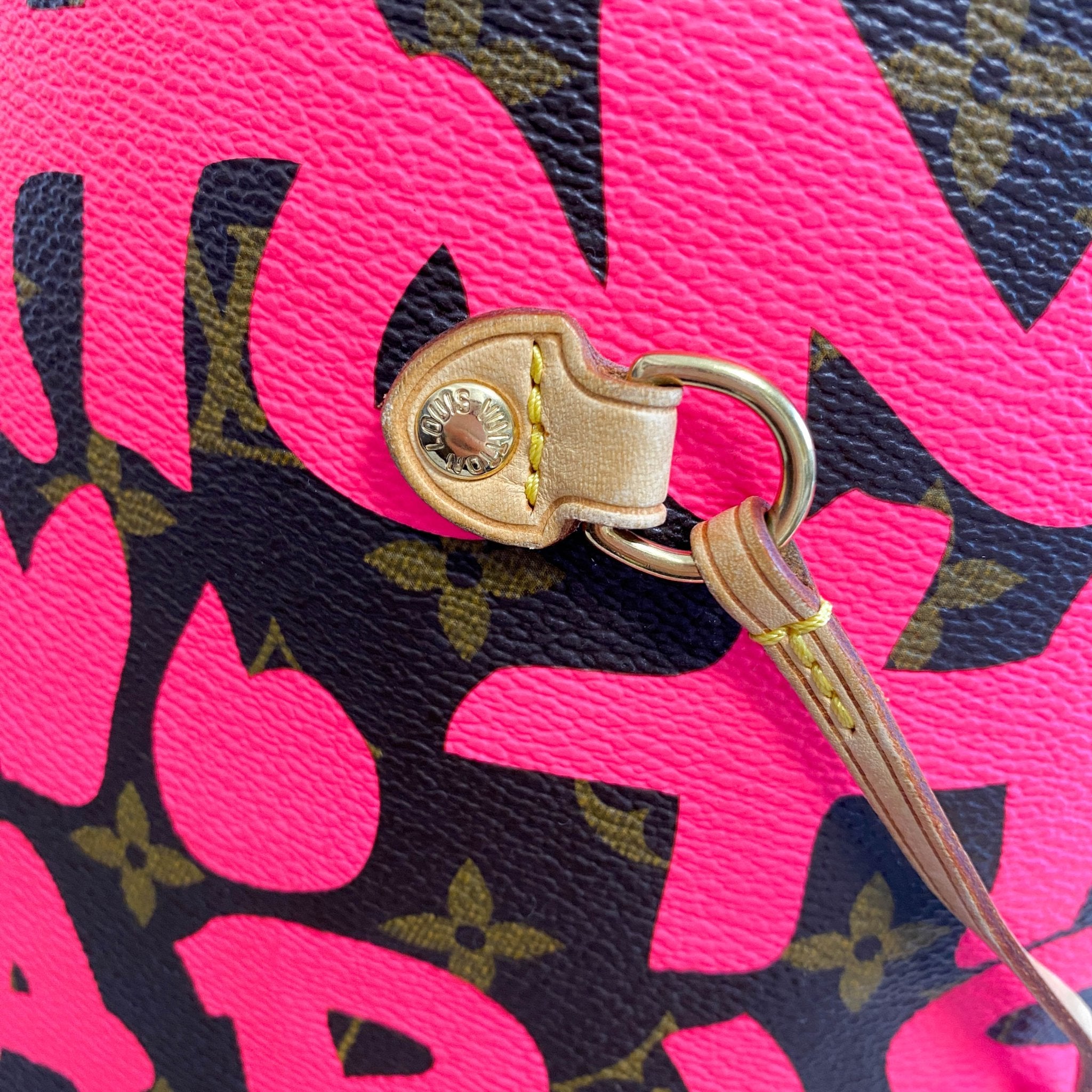 Louis Vuitton x Stephen Sprouse Monogram Graffiti Neverfull GM Fuchsia Pink in Sold by HIVE PRELOVED - Shoulder Bag