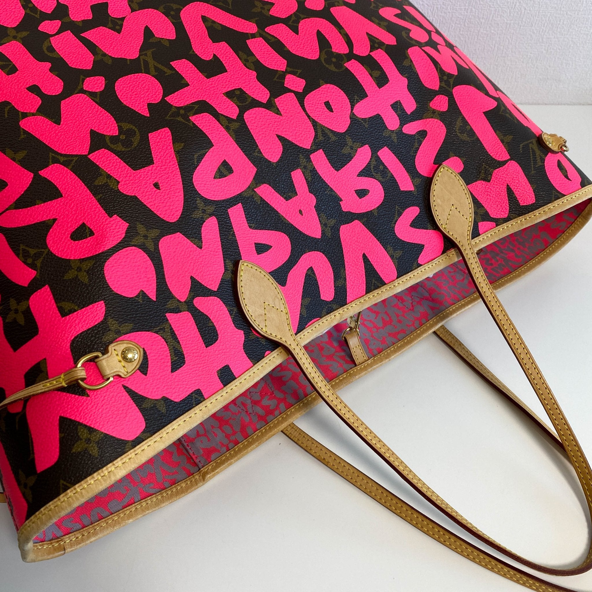 Louis Vuitton x Stephen Sprouse Monogram Graffiti Neverfull GM Fuchsia Pink in Sold by HIVE PRELOVED - Shoulder Bag