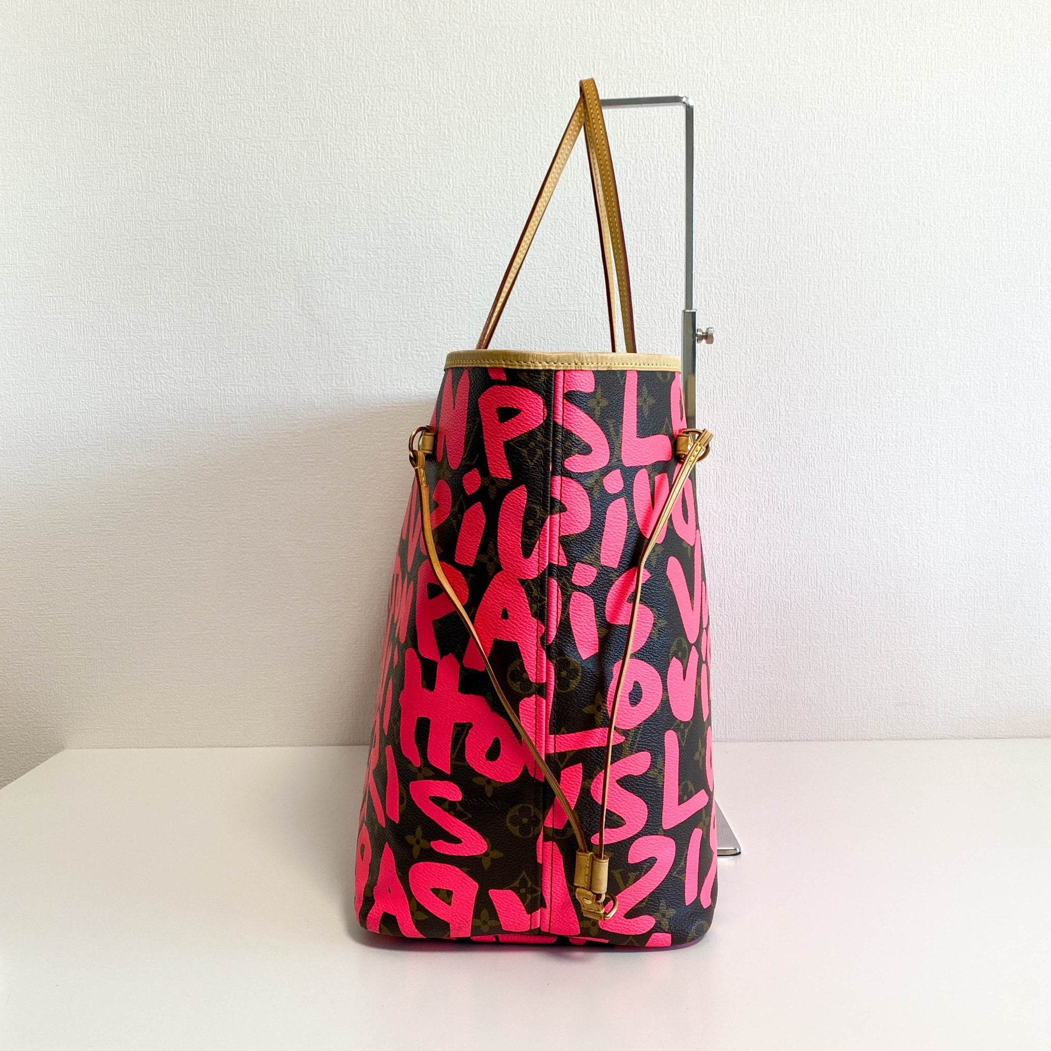 Louis Vuitton x Stephen Sprouse Monogram Graffiti Neverfull GM Fuchsia Pink in Sold by HIVE PRELOVED - Shoulder Bag