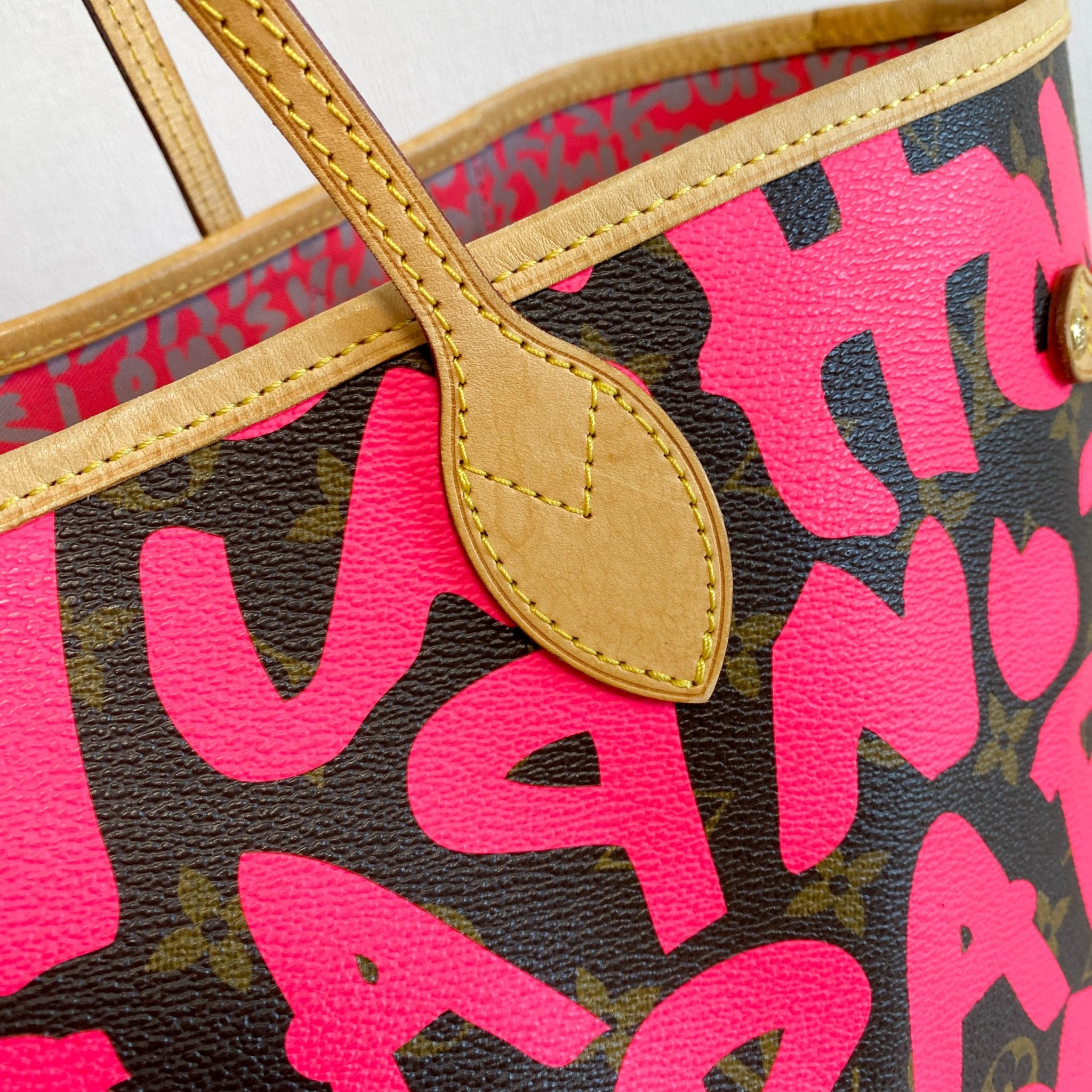 Louis Vuitton x Stephen Sprouse Monogram Graffiti Neverfull GM Fuchsia Pink in Sold by HIVE PRELOVED - Shoulder Bag