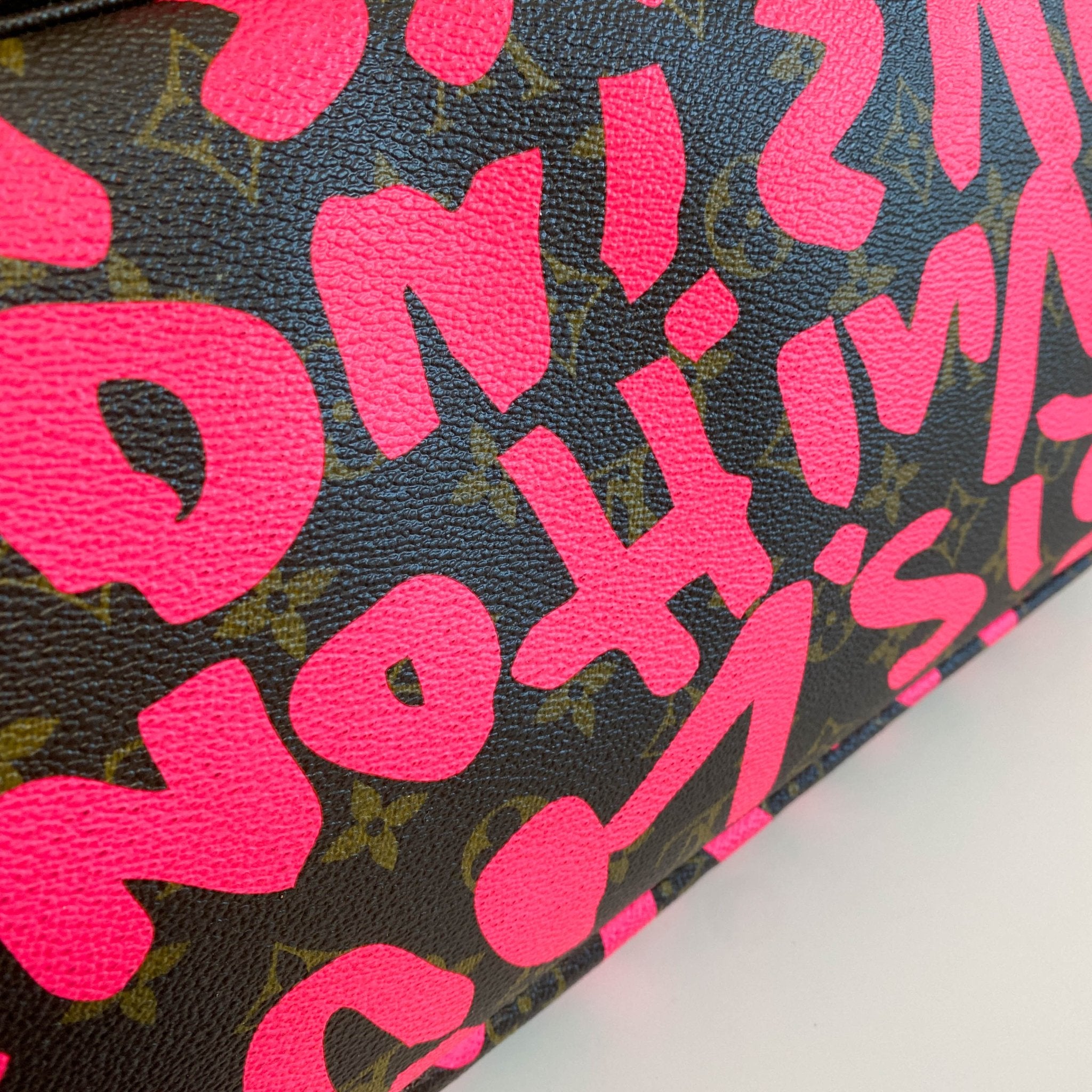 Louis Vuitton x Stephen Sprouse Monogram Graffiti Neverfull GM Fuchsia Pink in Sold by HIVE PRELOVED - Shoulder Bag