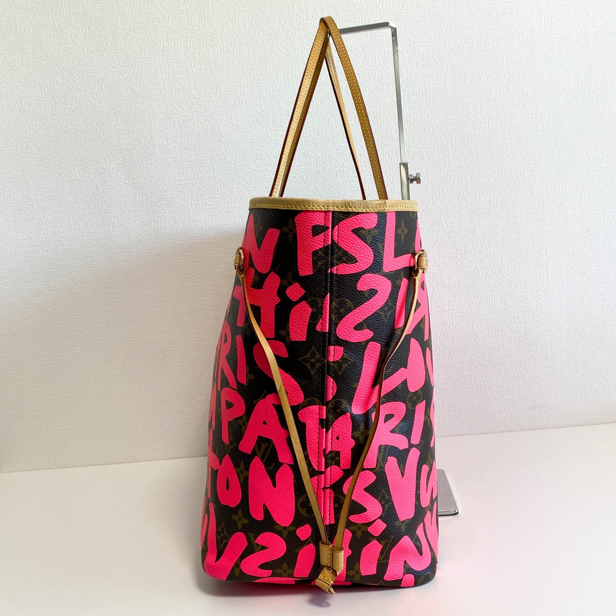 Louis Vuitton x Stephen Sprouse Monogram Graffiti Neverfull GM Fuchsia Pink in Sold by HIVE PRELOVED - Shoulder Bag