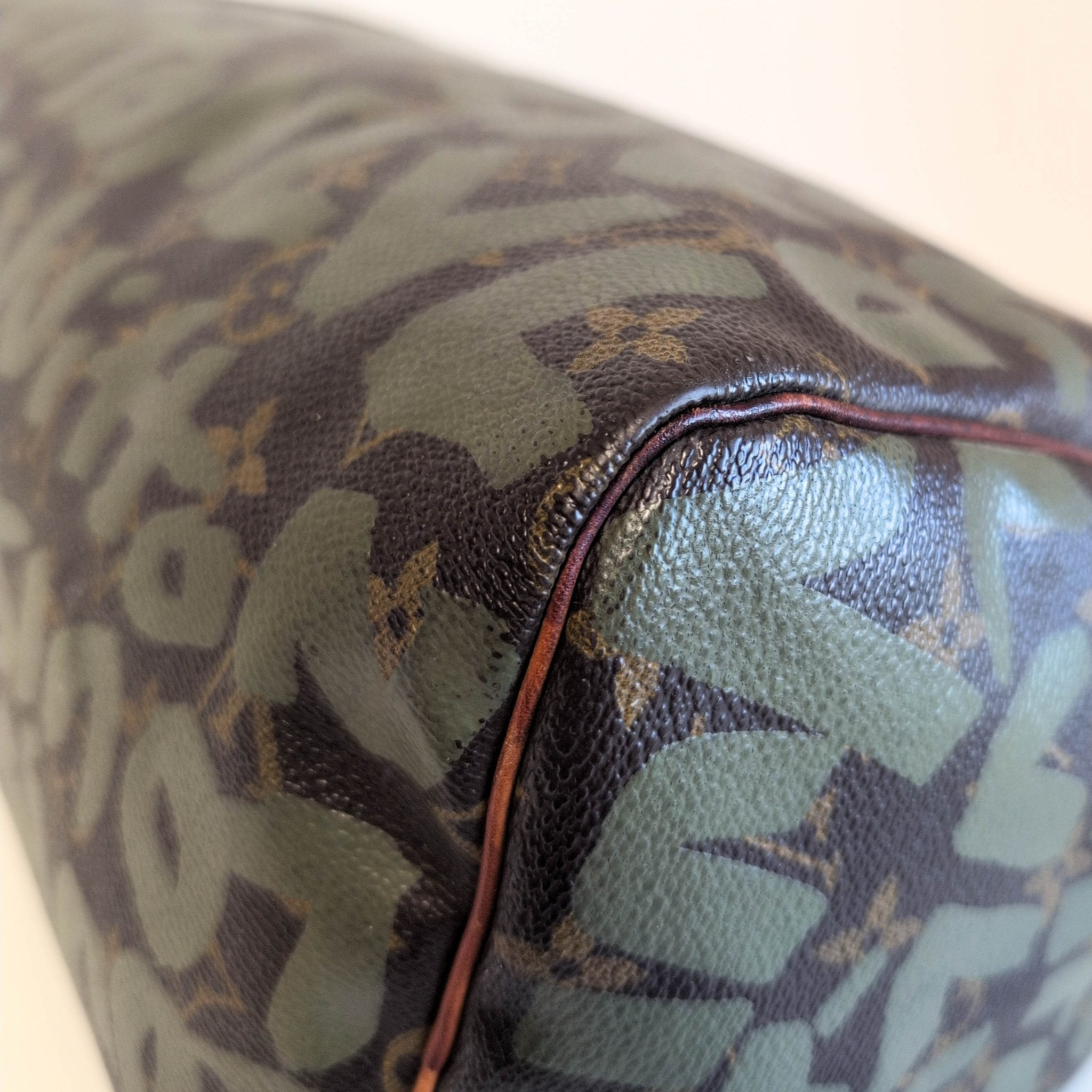 LOUIS VUITTON Louis Vuitton x Stephen Sprouse Monogram Graffiti Speedy 30 Khaki, in , Sold by HIVE PRELOVED - Handle Bags, ,