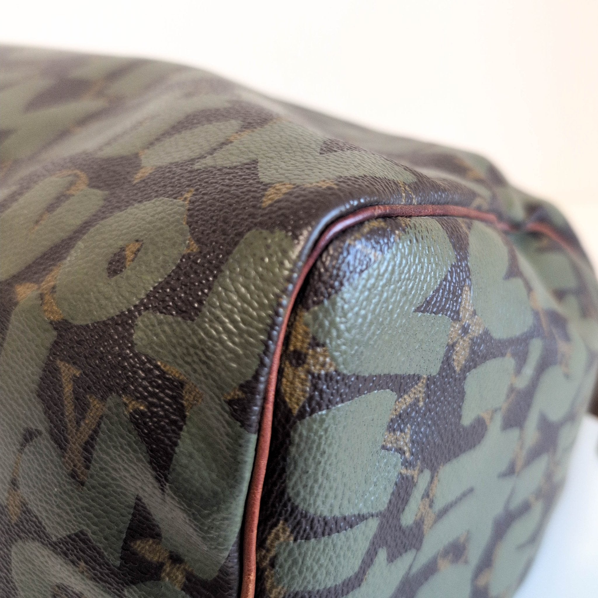 LOUIS VUITTON Louis Vuitton x Stephen Sprouse Monogram Graffiti Speedy 30 Khaki, in , Sold by HIVE PRELOVED - Handle Bags, ,