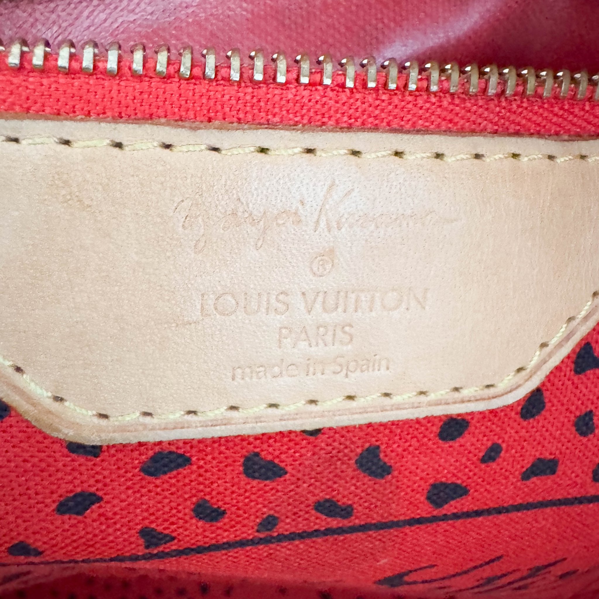 LOUIS VUITTON Louis Vuitton x Yayoi Kusama Monogram Wave Neverfull MM Tote, in , Sold by HIVE PRELOVED - Totes, ,