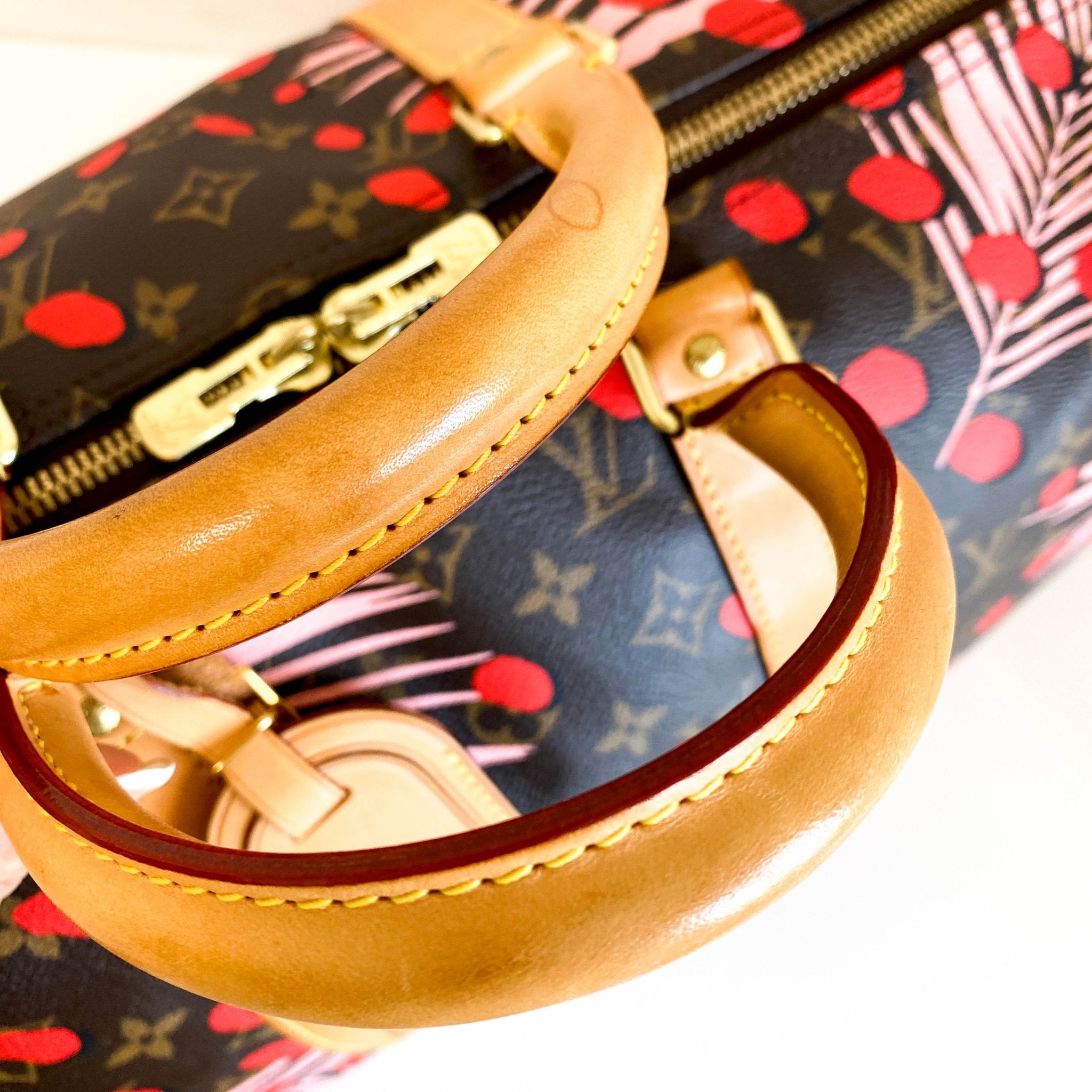 LOUIS VUITTON Monogram Jungle Dots Keepall Bandoulière 50 Sugar Pink Poppy, in , Sold by HIVE PRELOVED - Travel bags, ,